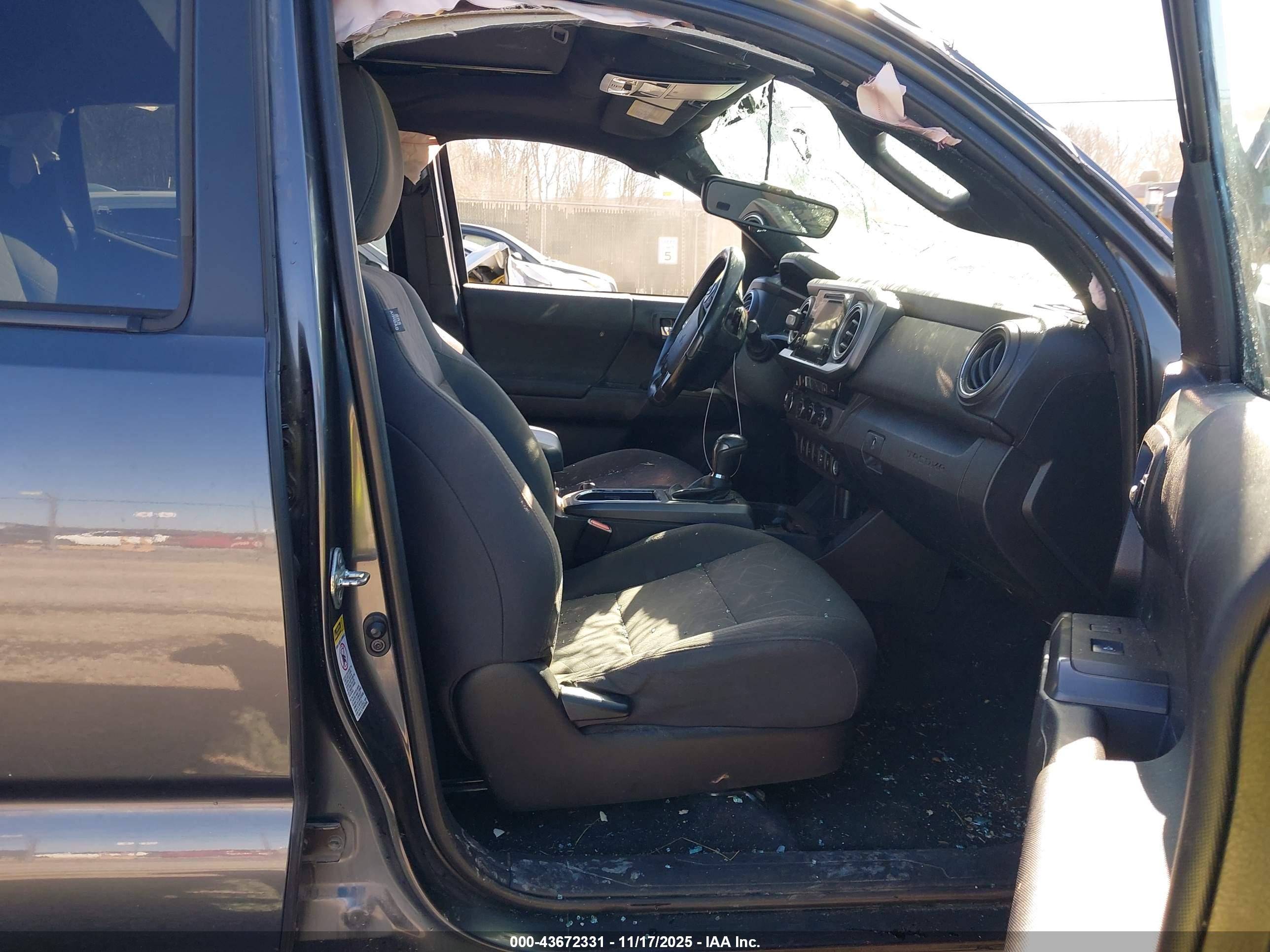 TOYOTA TACOMA image 5