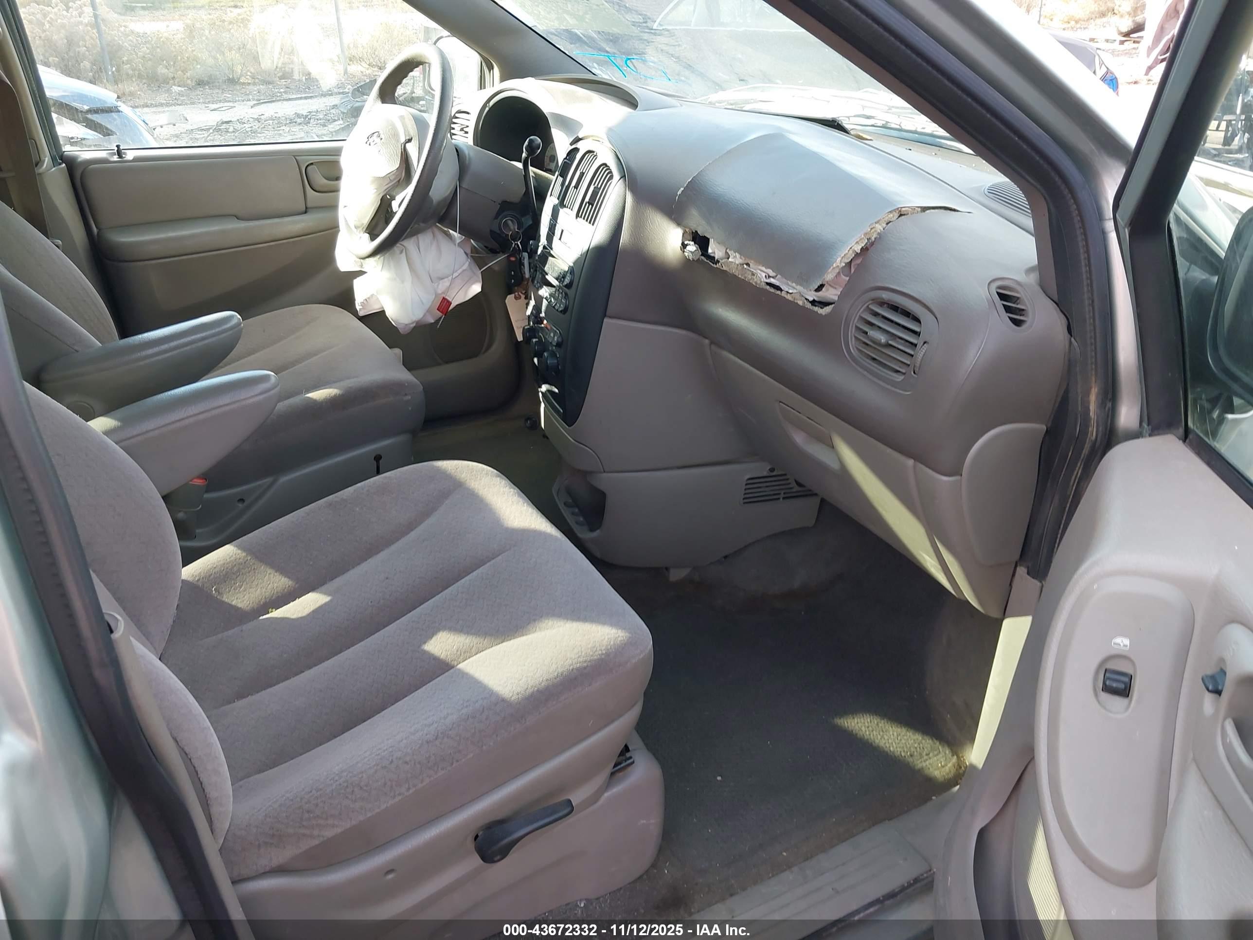 DODGE GRAND image 5