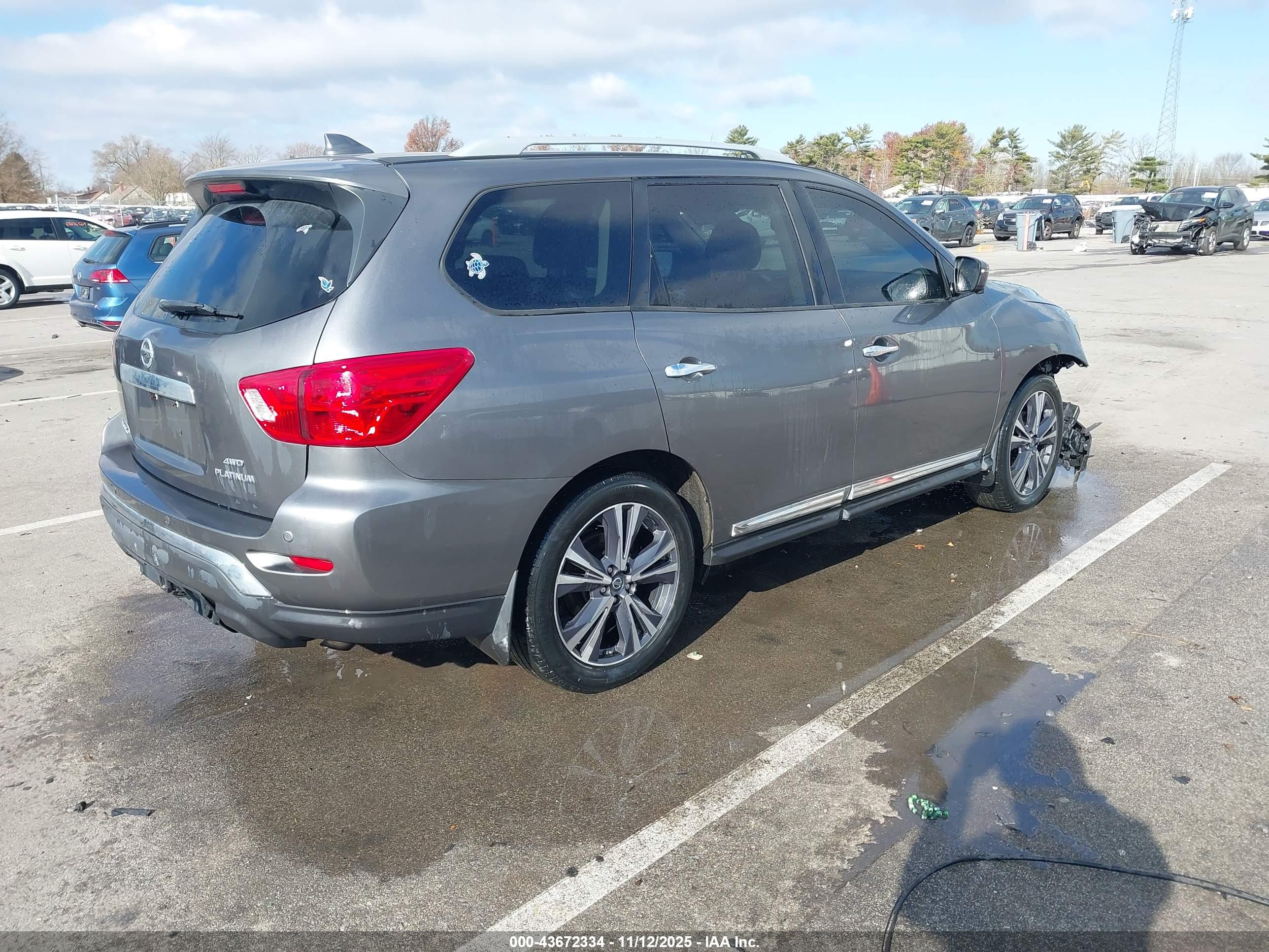 NISSAN PATHFINDER image 4
