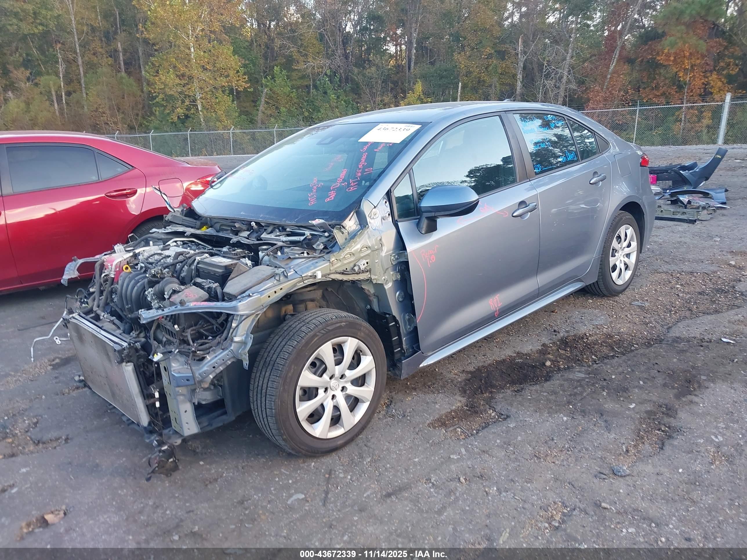 TOYOTA COROLLA image 2