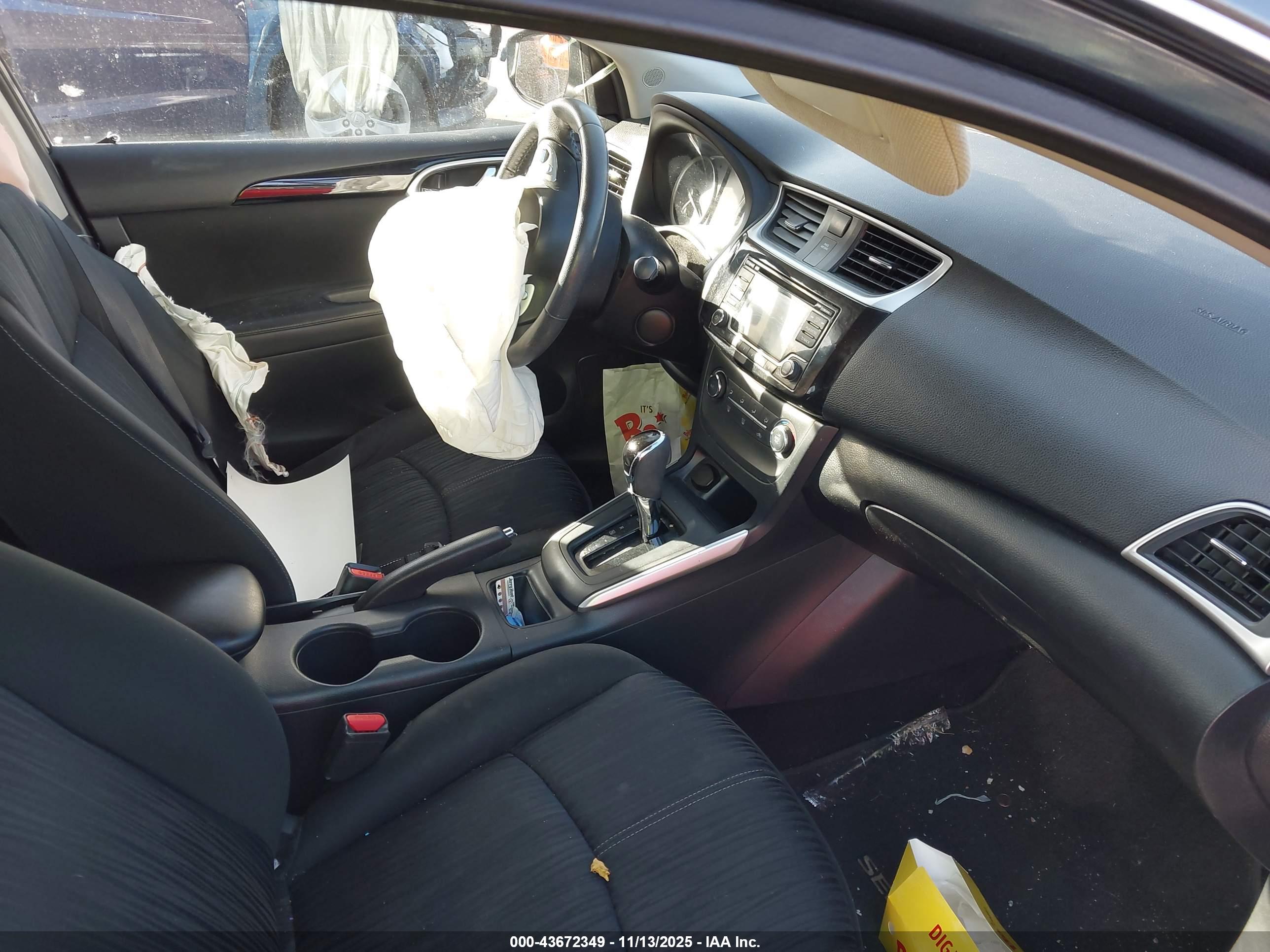 NISSAN SENTRA image 5