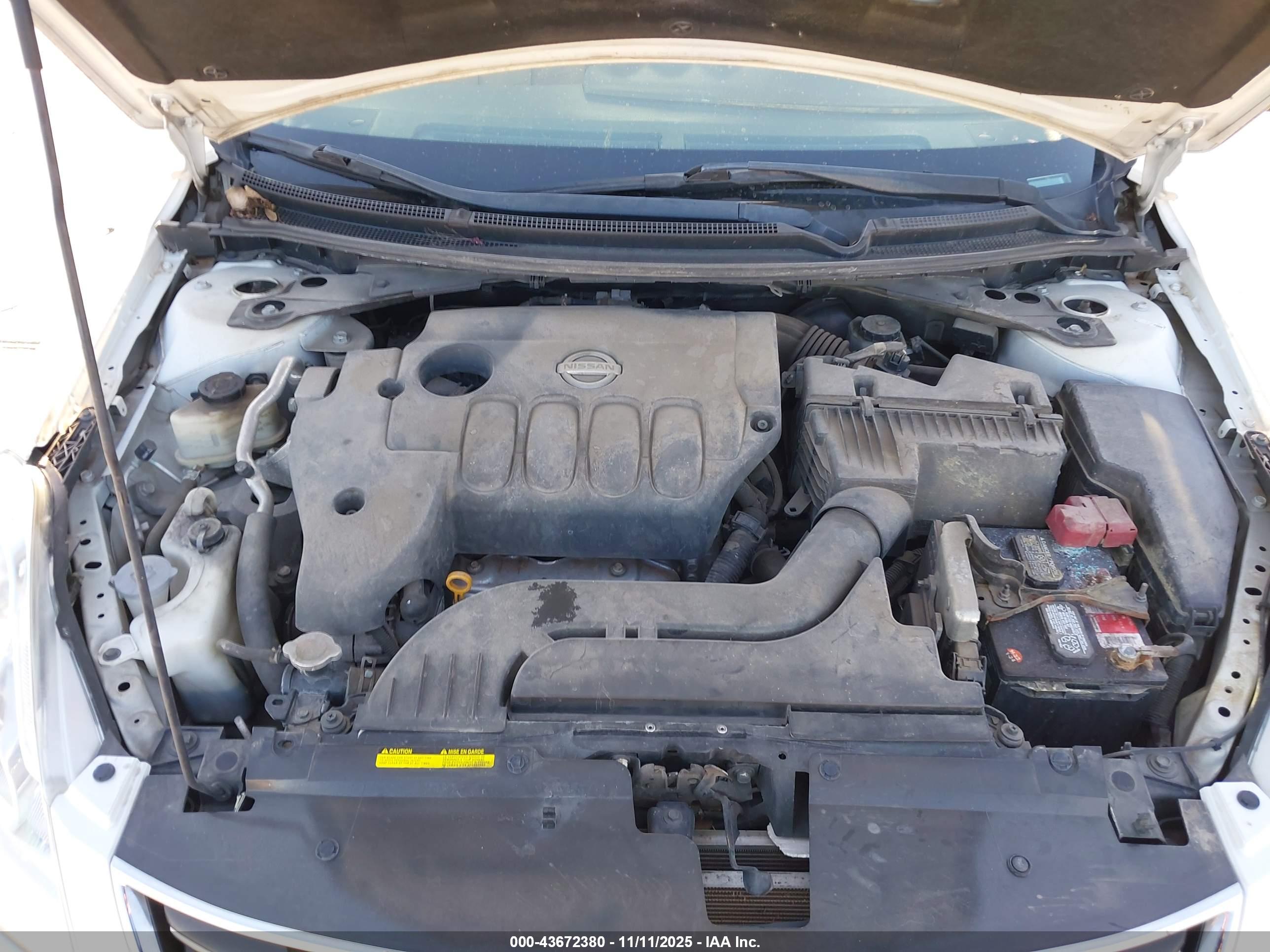 NISSAN ALTIMA image 10