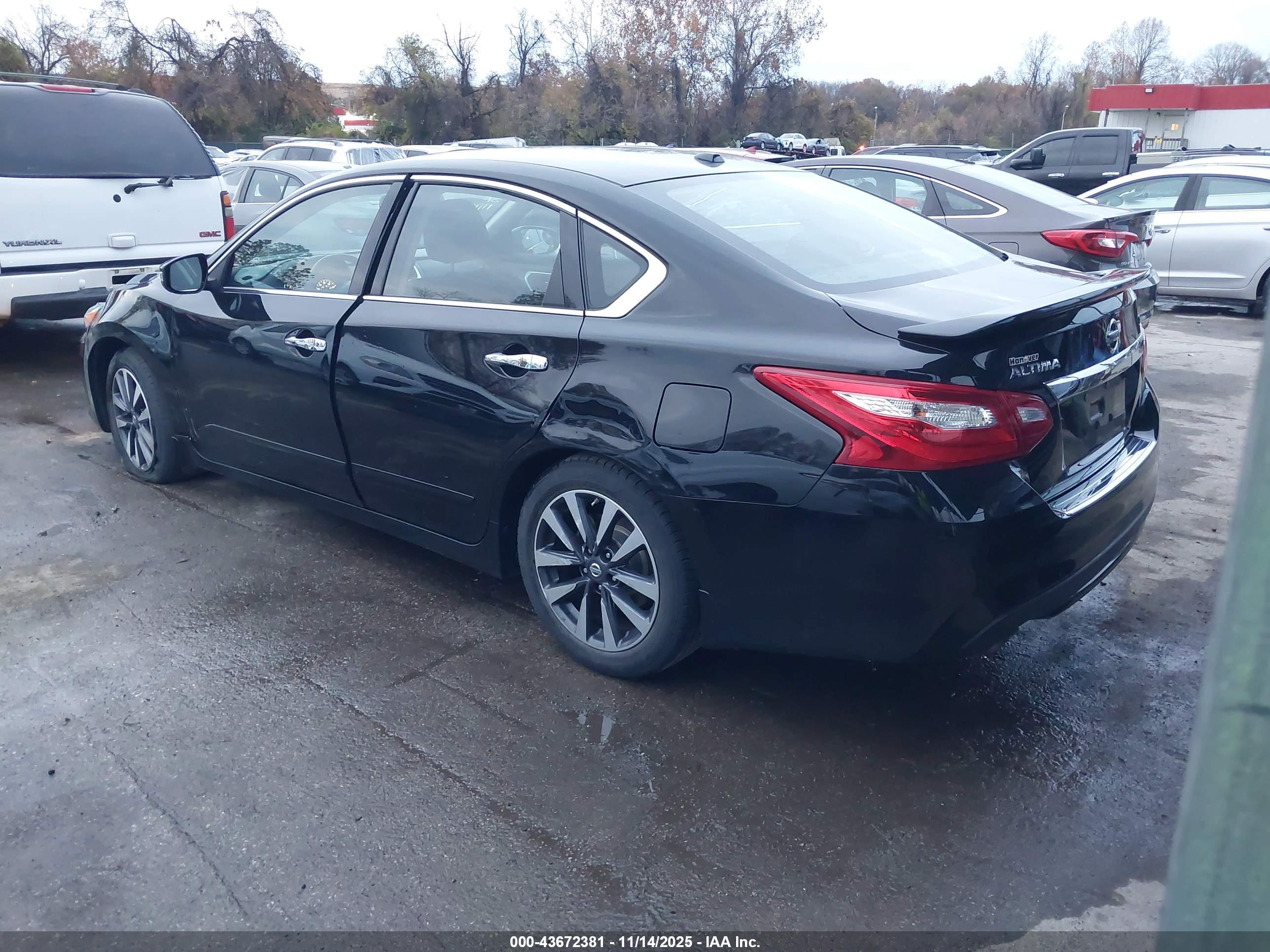 NISSAN ALTIMA image 3
