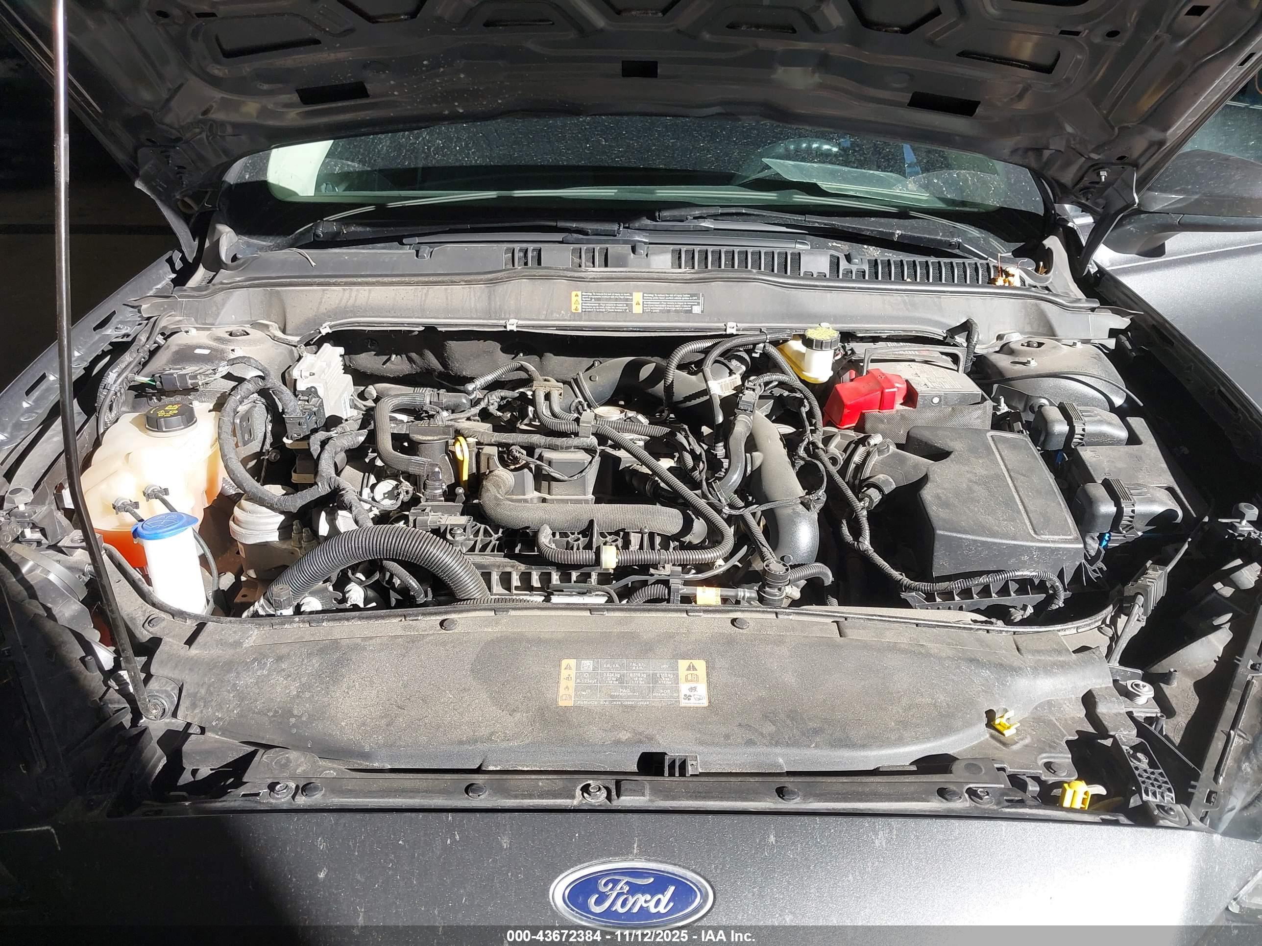 FORD FUSION image 10