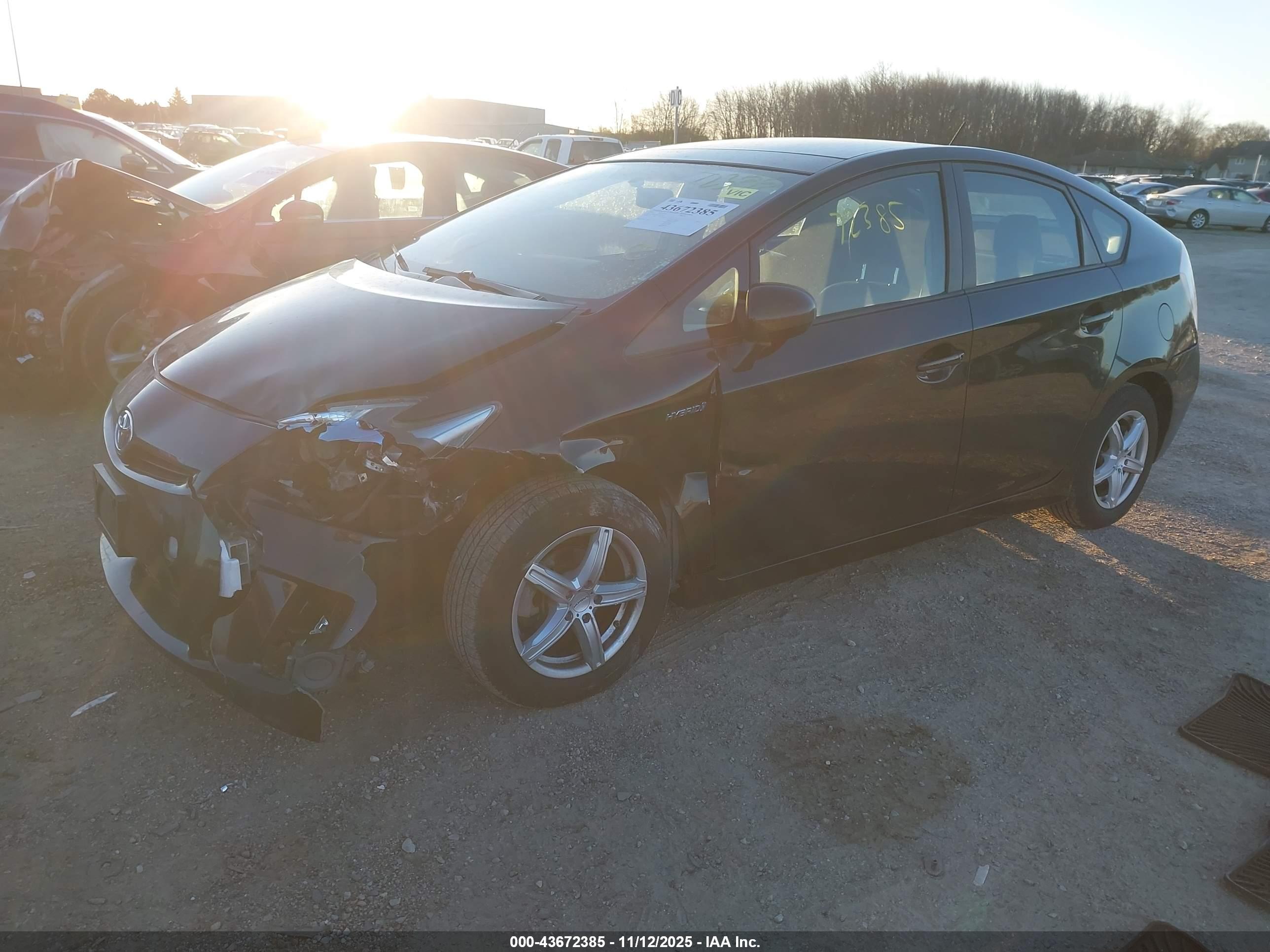 TOYOTA PRIUS image 2