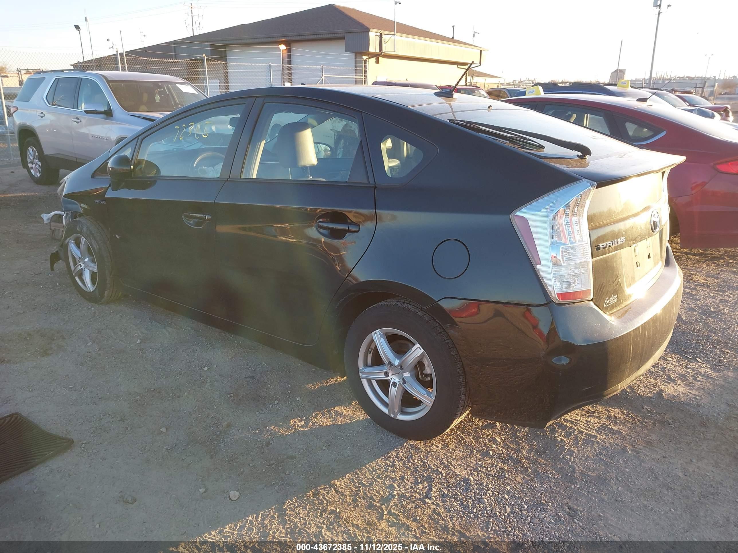 TOYOTA PRIUS image 3