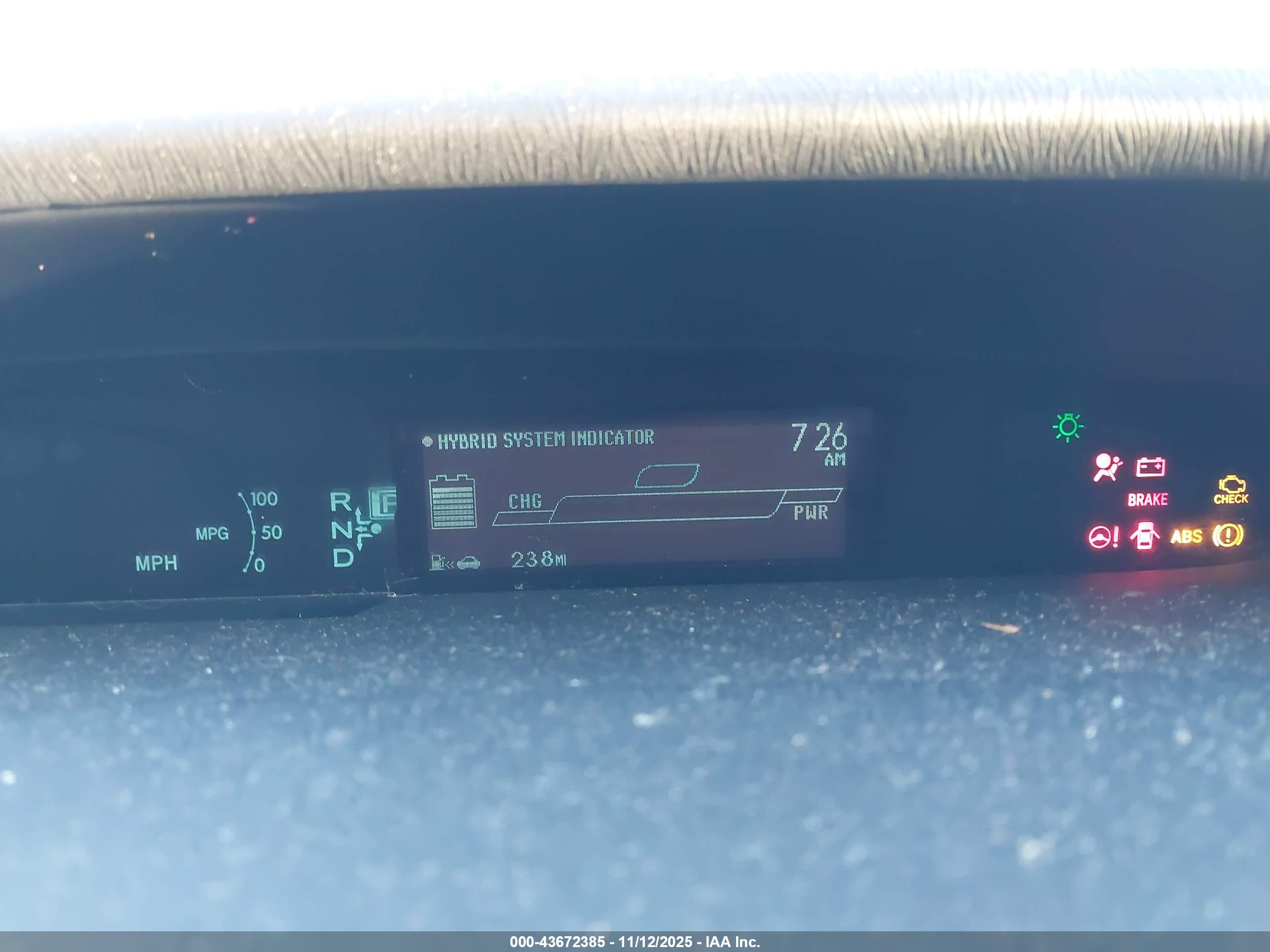 TOYOTA PRIUS image 7