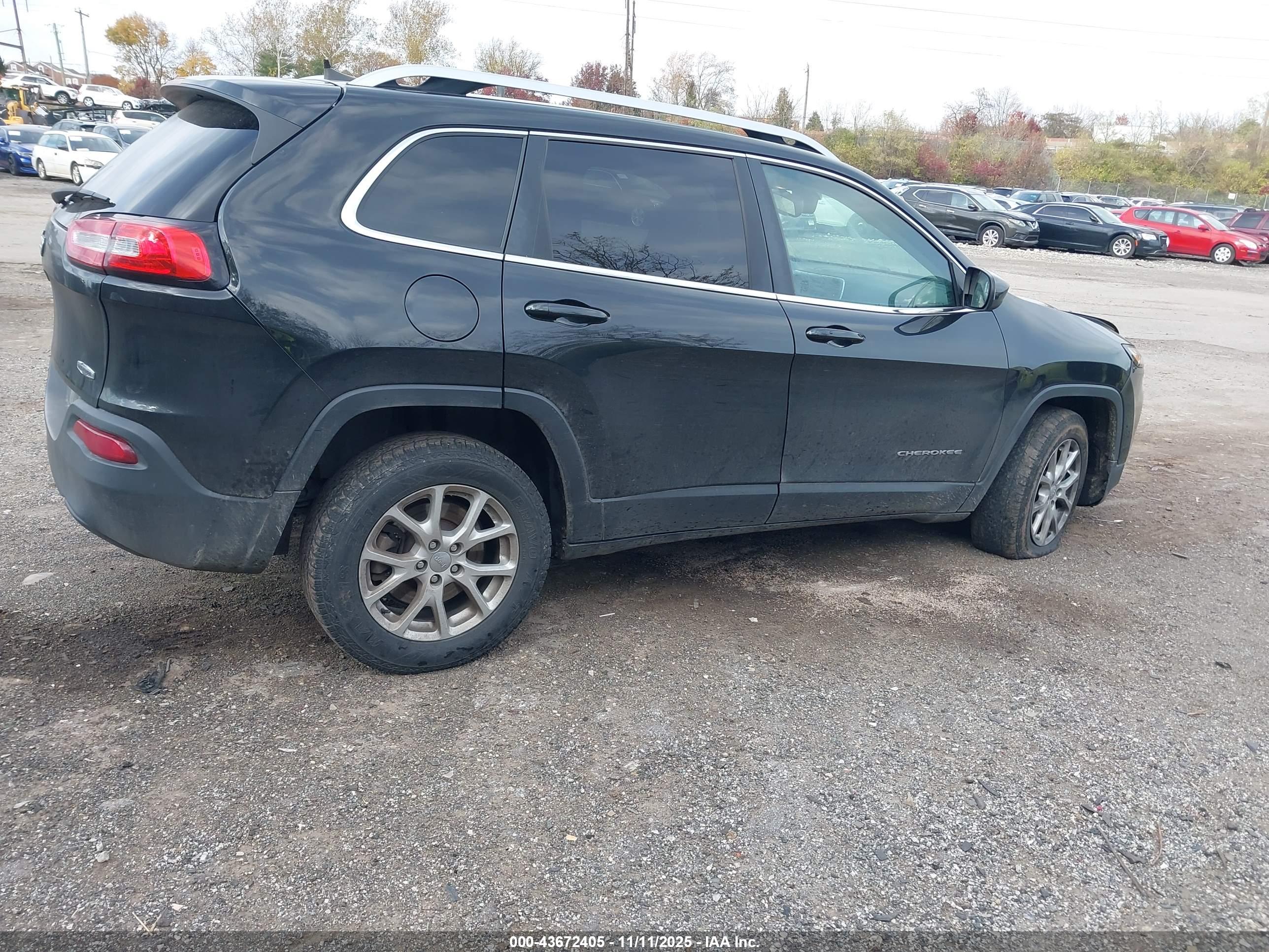 JEEP CHEROKEE image 4
