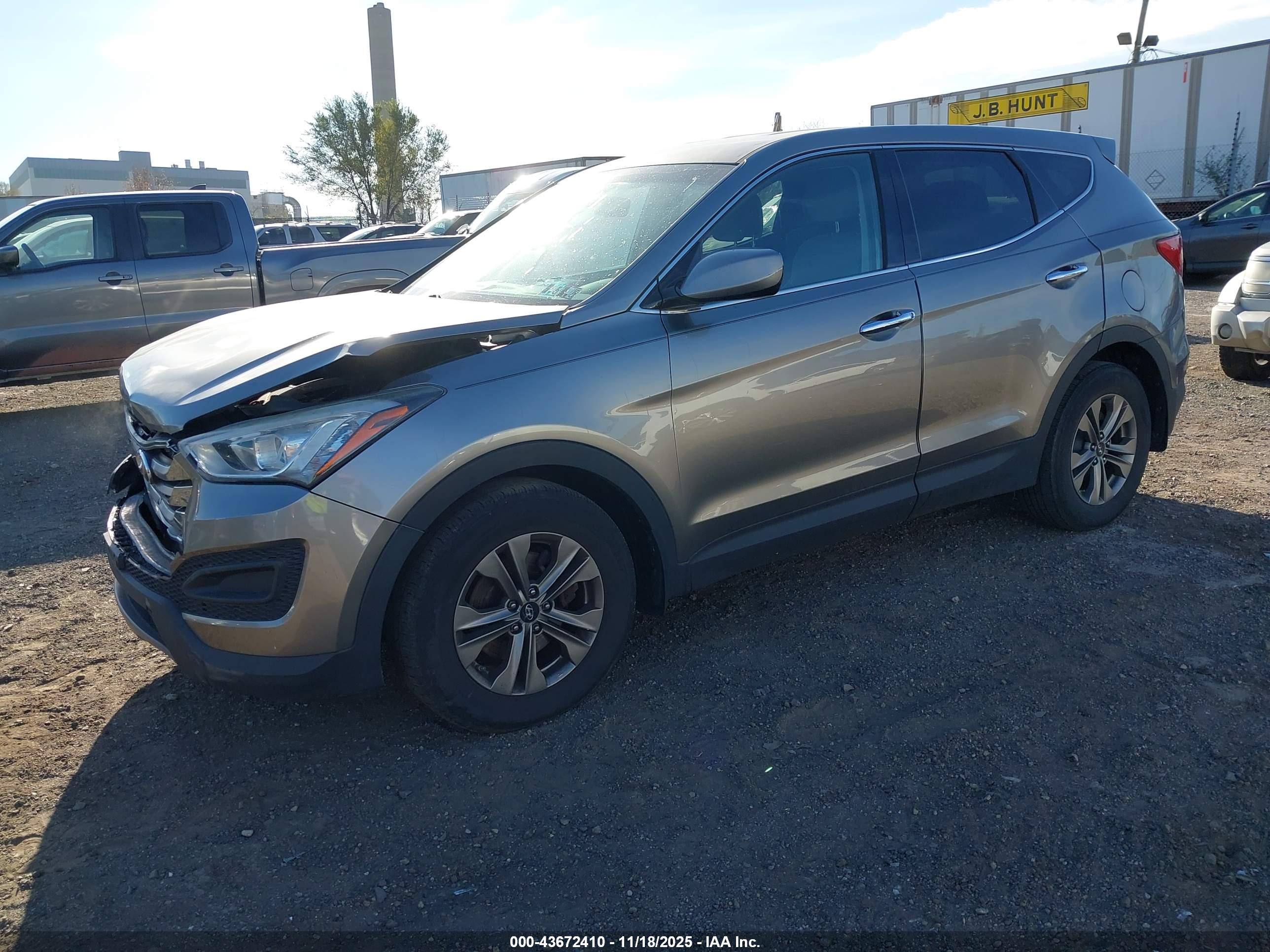 HYUNDAI SANTA image 2