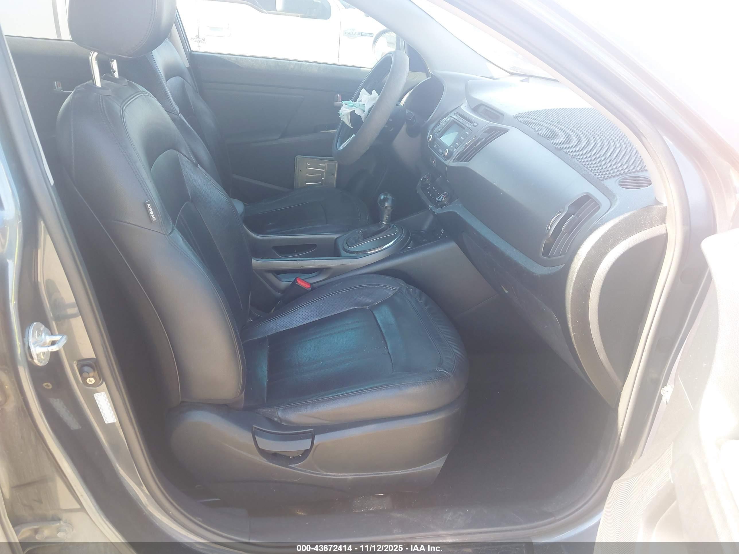 KIA SPORTAGE image 5