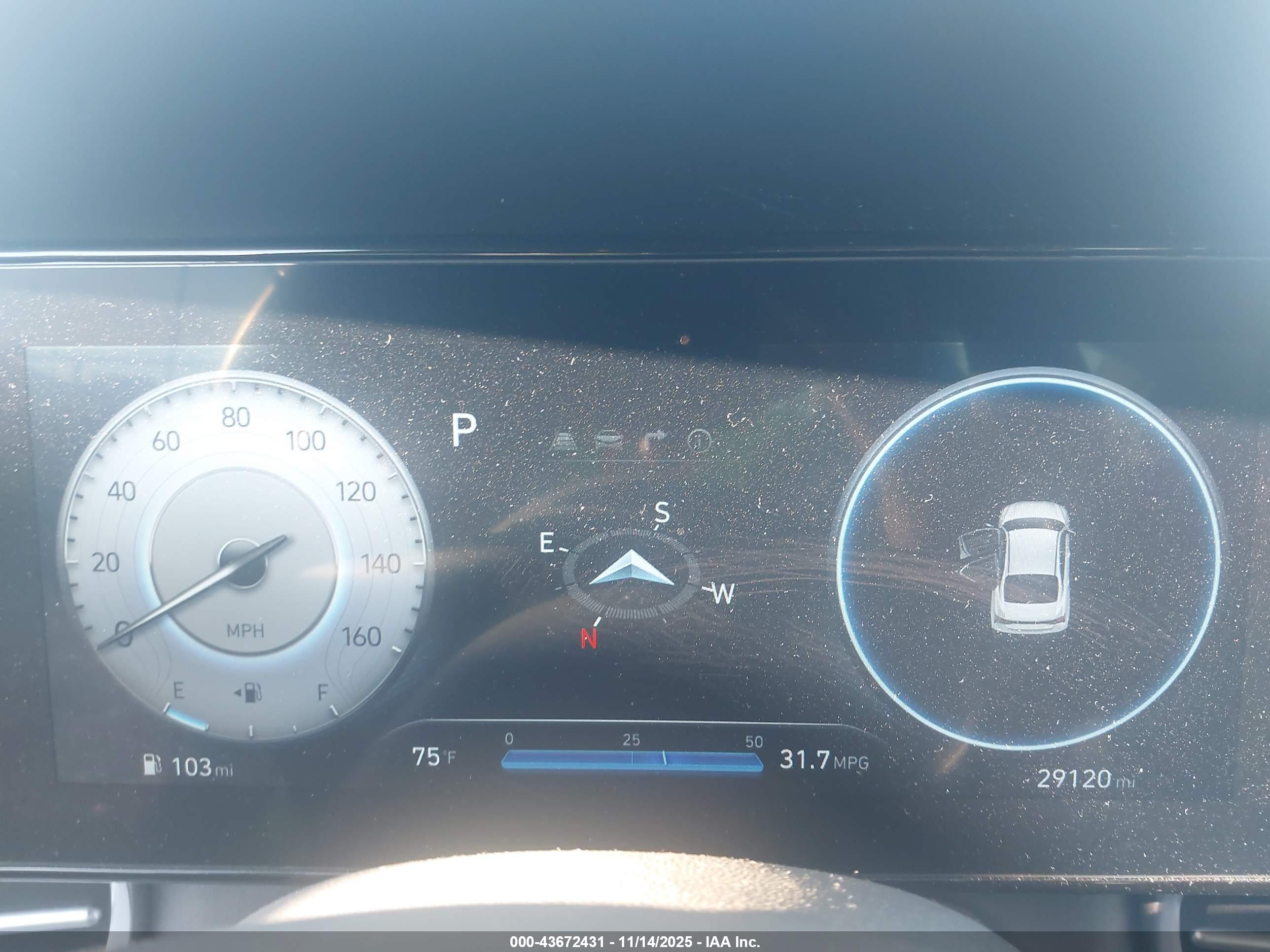 HYUNDAI ELANTRA image 7