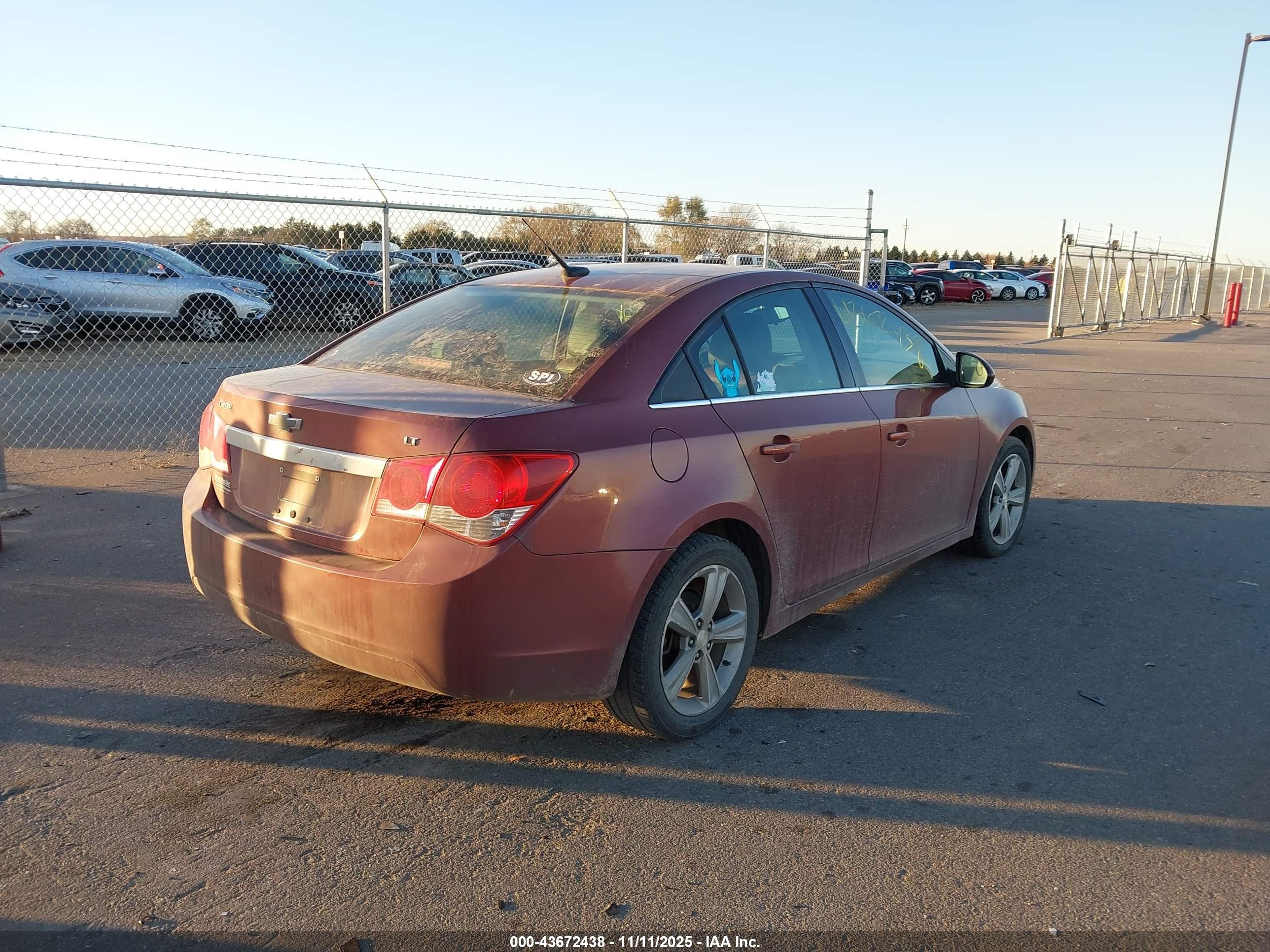 CHEVROLET CRUZE image 4