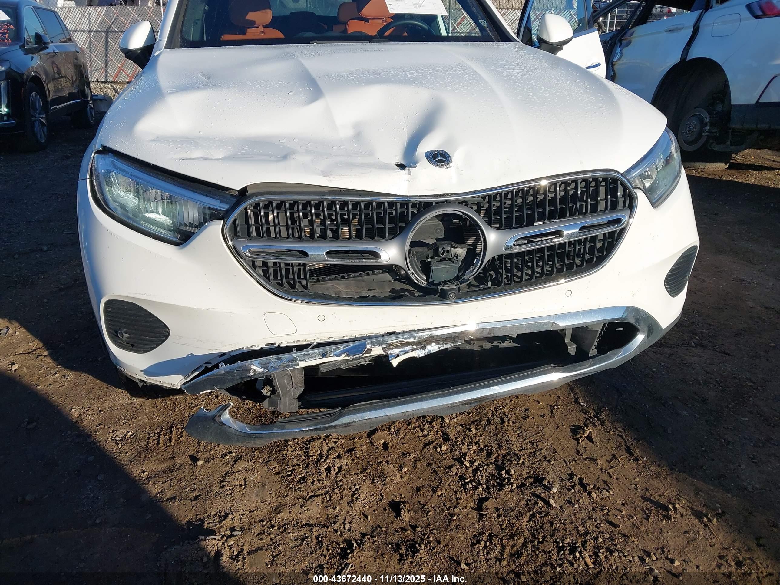 MERCEDES-BENZ GLC image 6