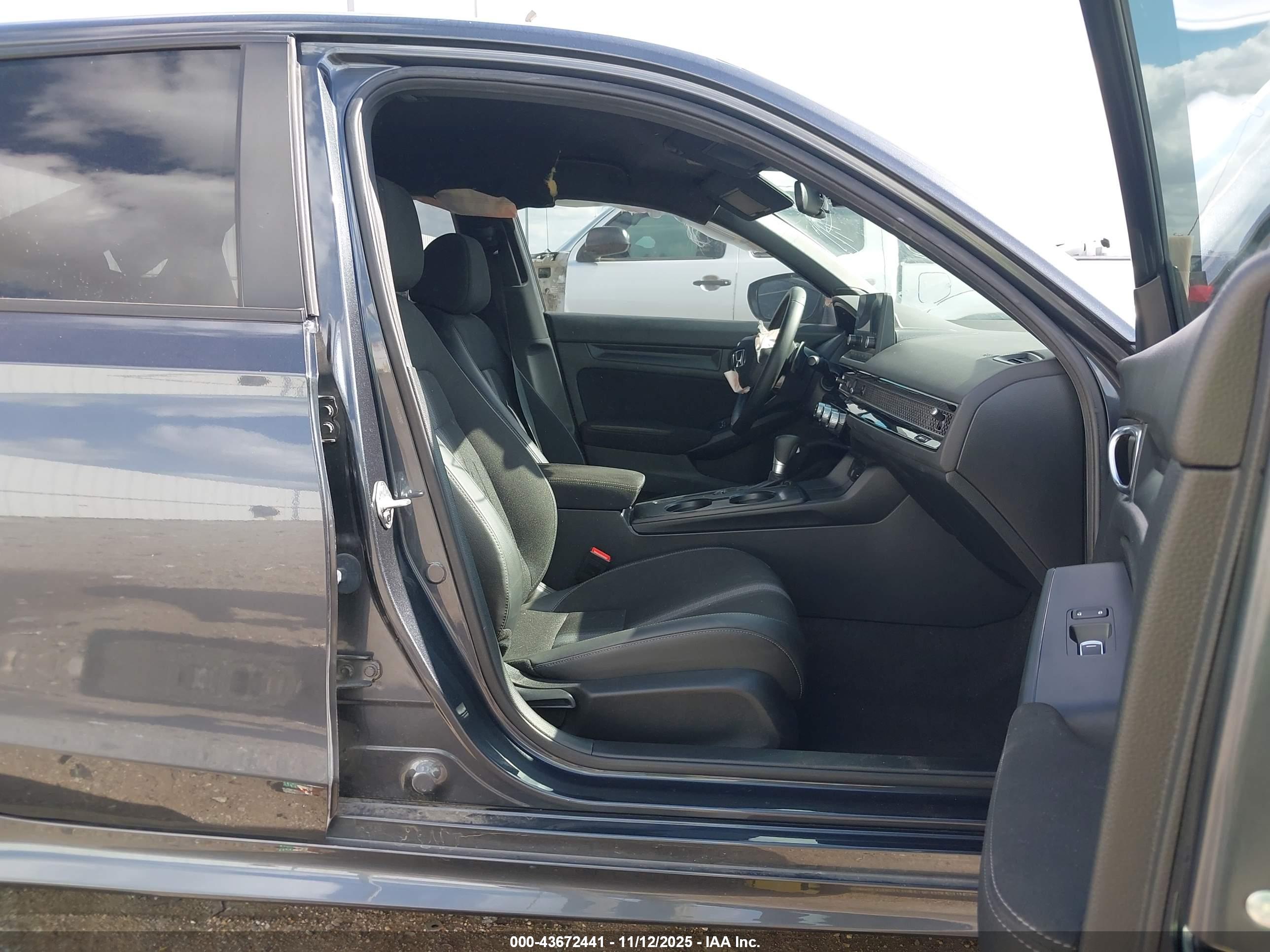 HONDA CIVIC image 5