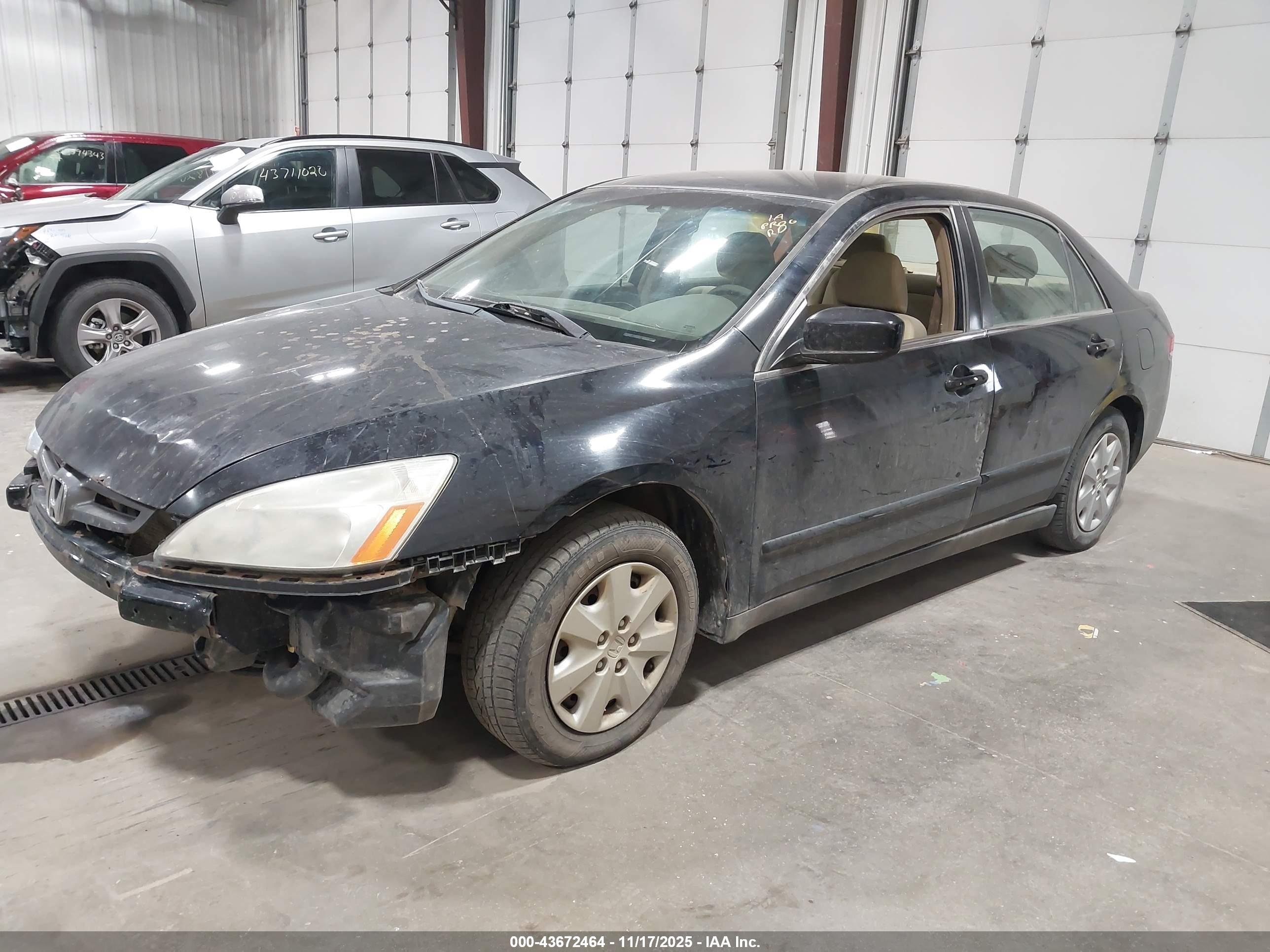 HONDA ACCORD image 2