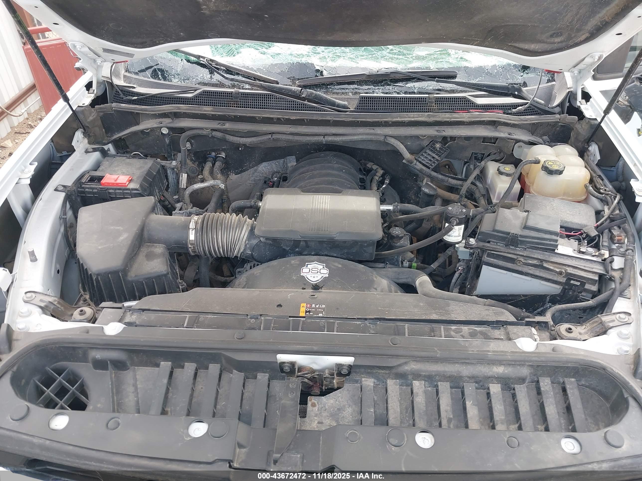 CHEVROLET SILVERADO image 10