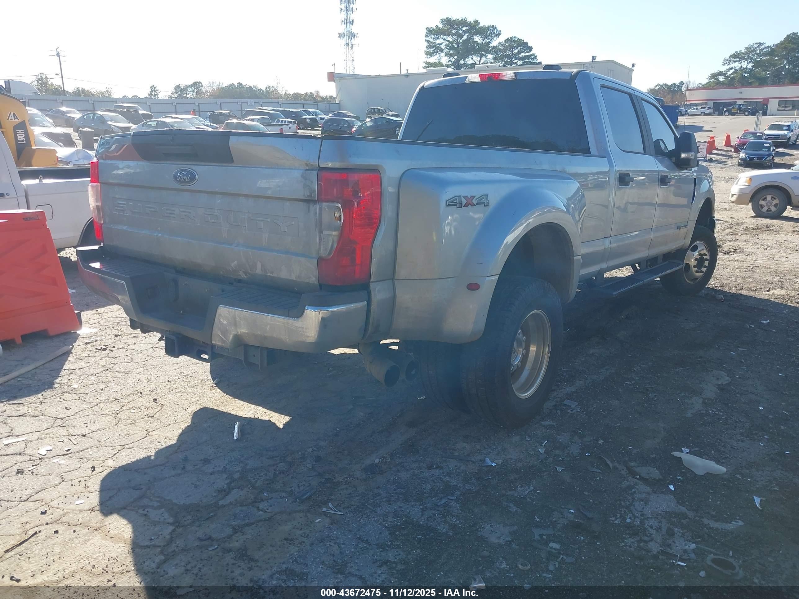 FORD F-350 image 4