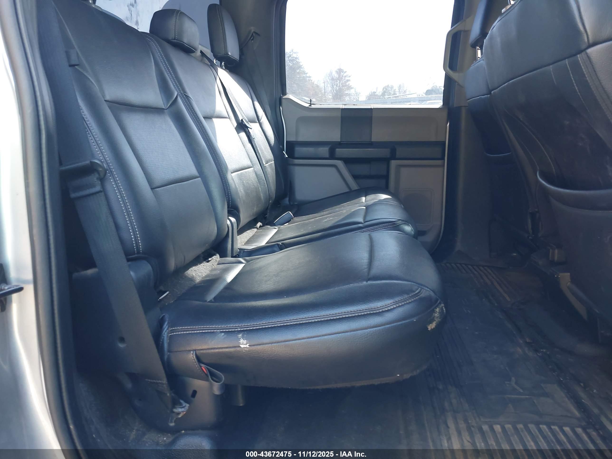 FORD F-350 image 8