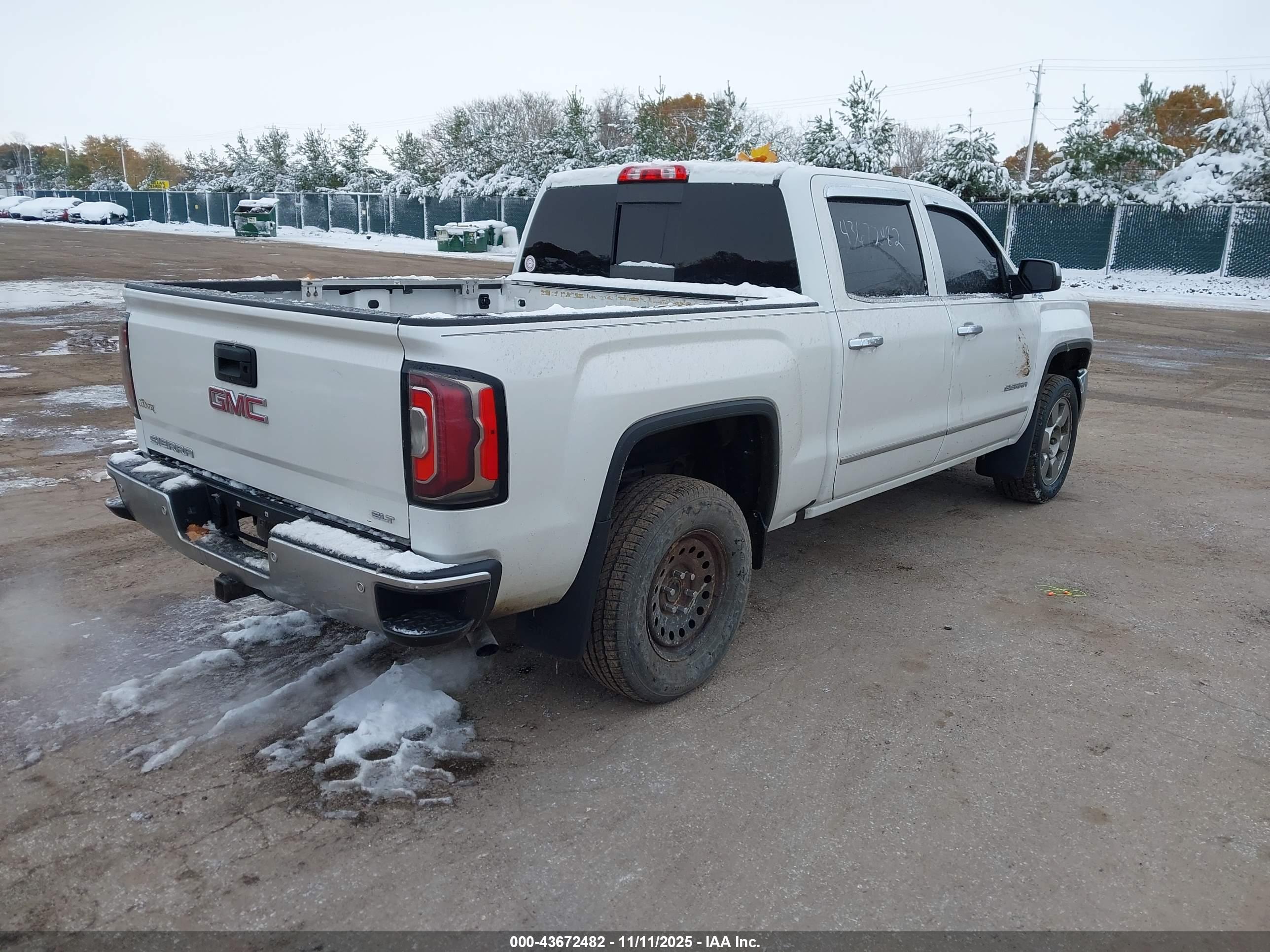 GMC SIERRA image 4