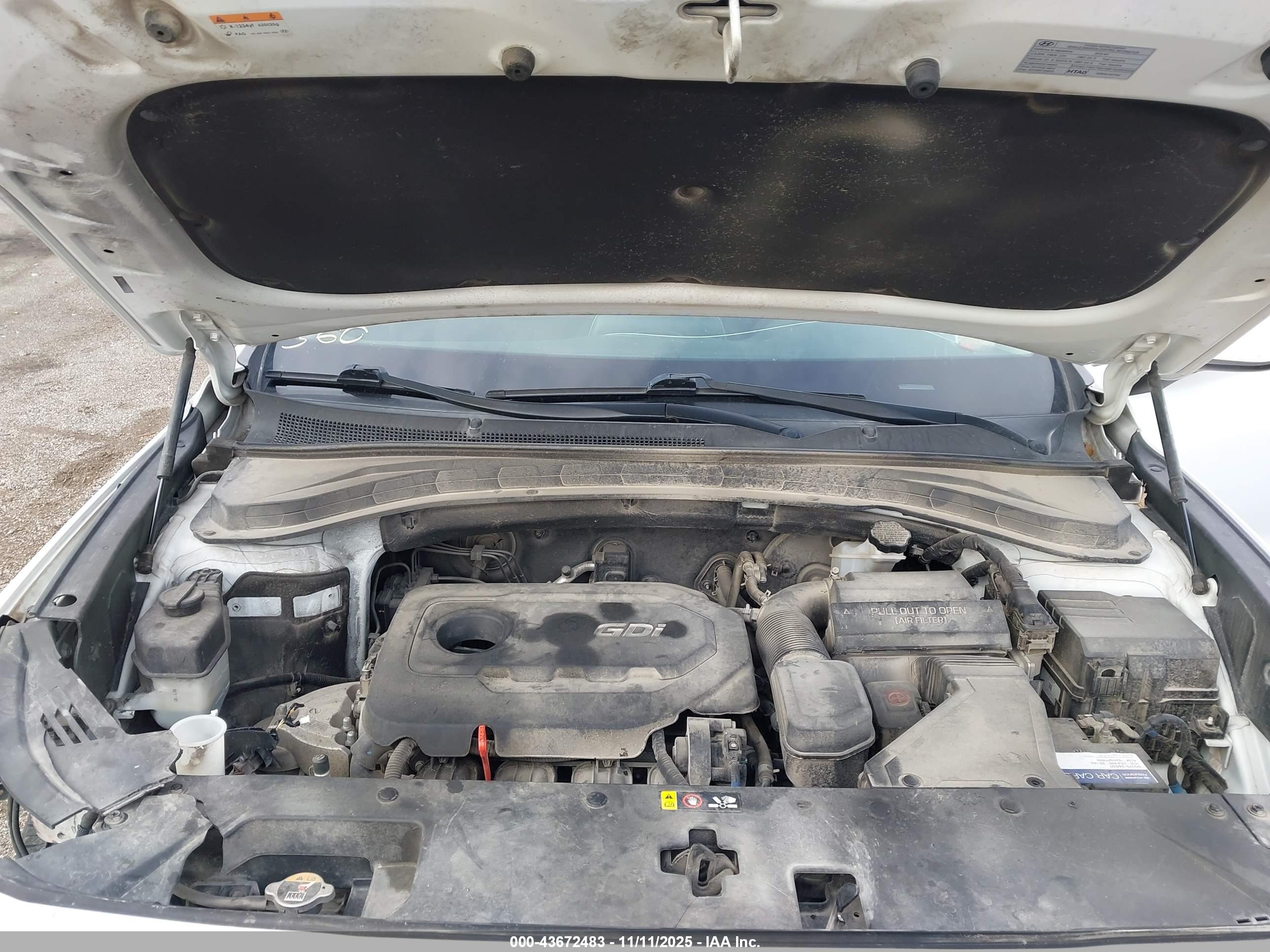 HYUNDAI SANTA image 10