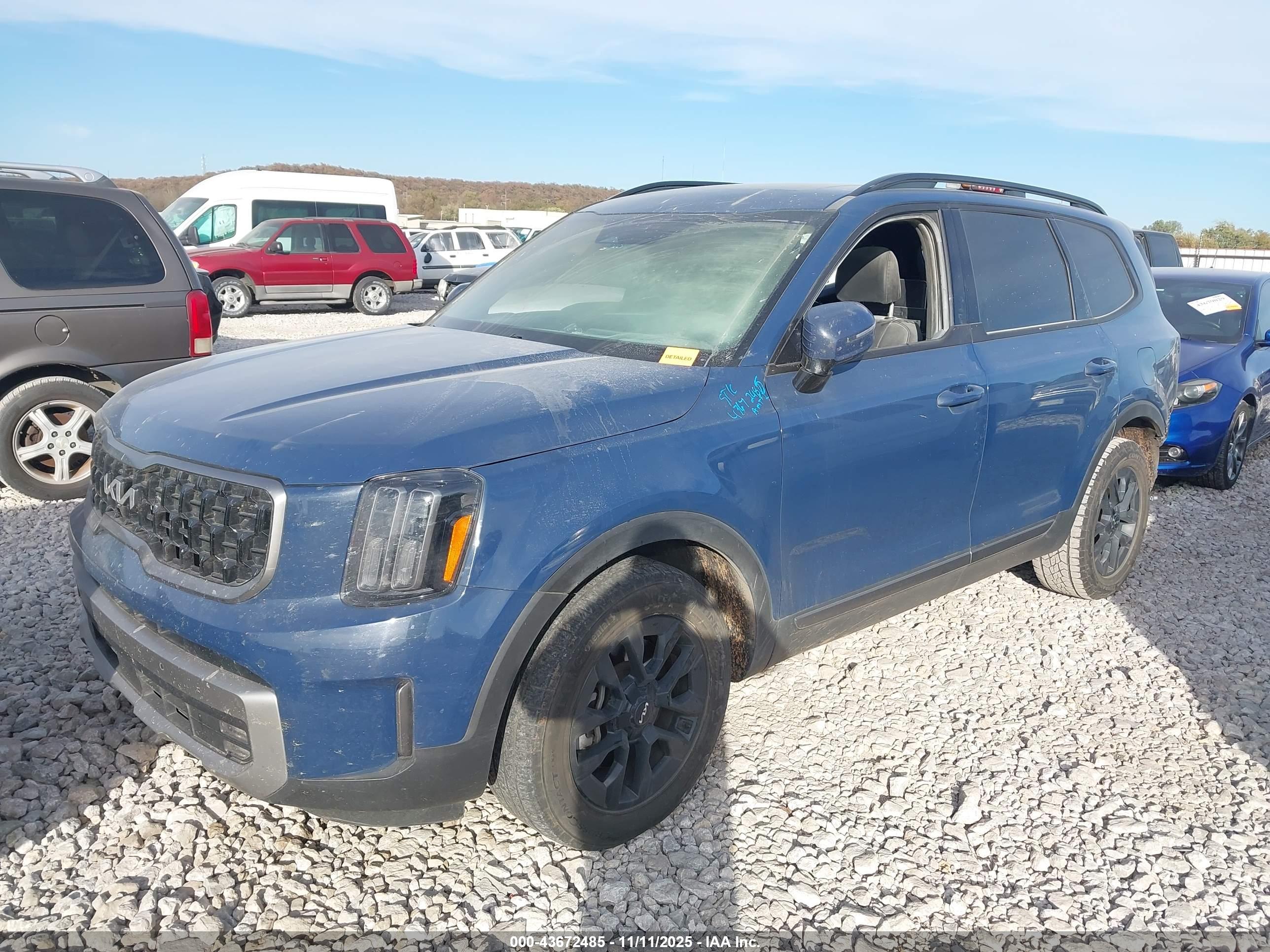 KIA TELLURIDE image 2