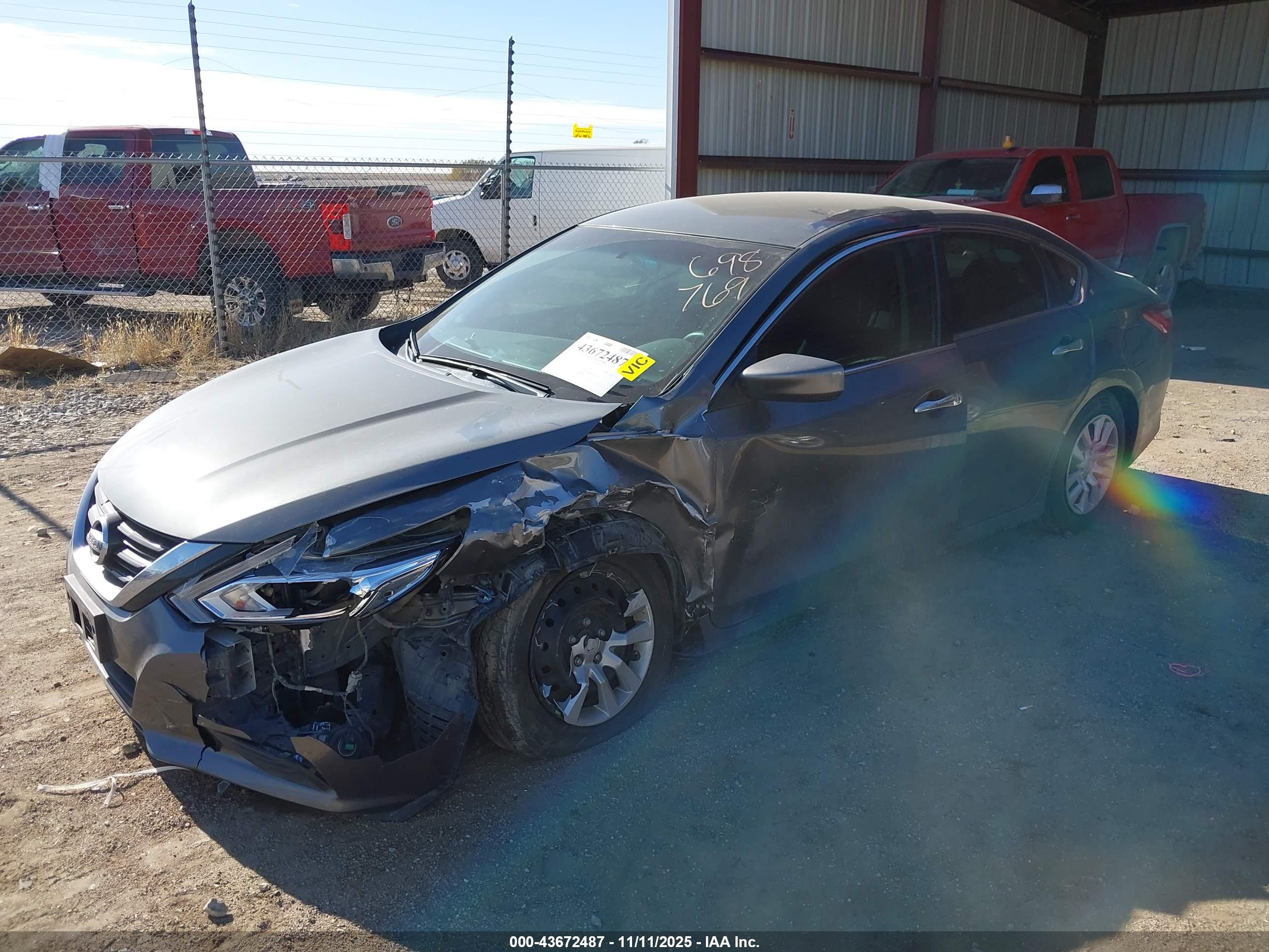 NISSAN ALTIMA image 2