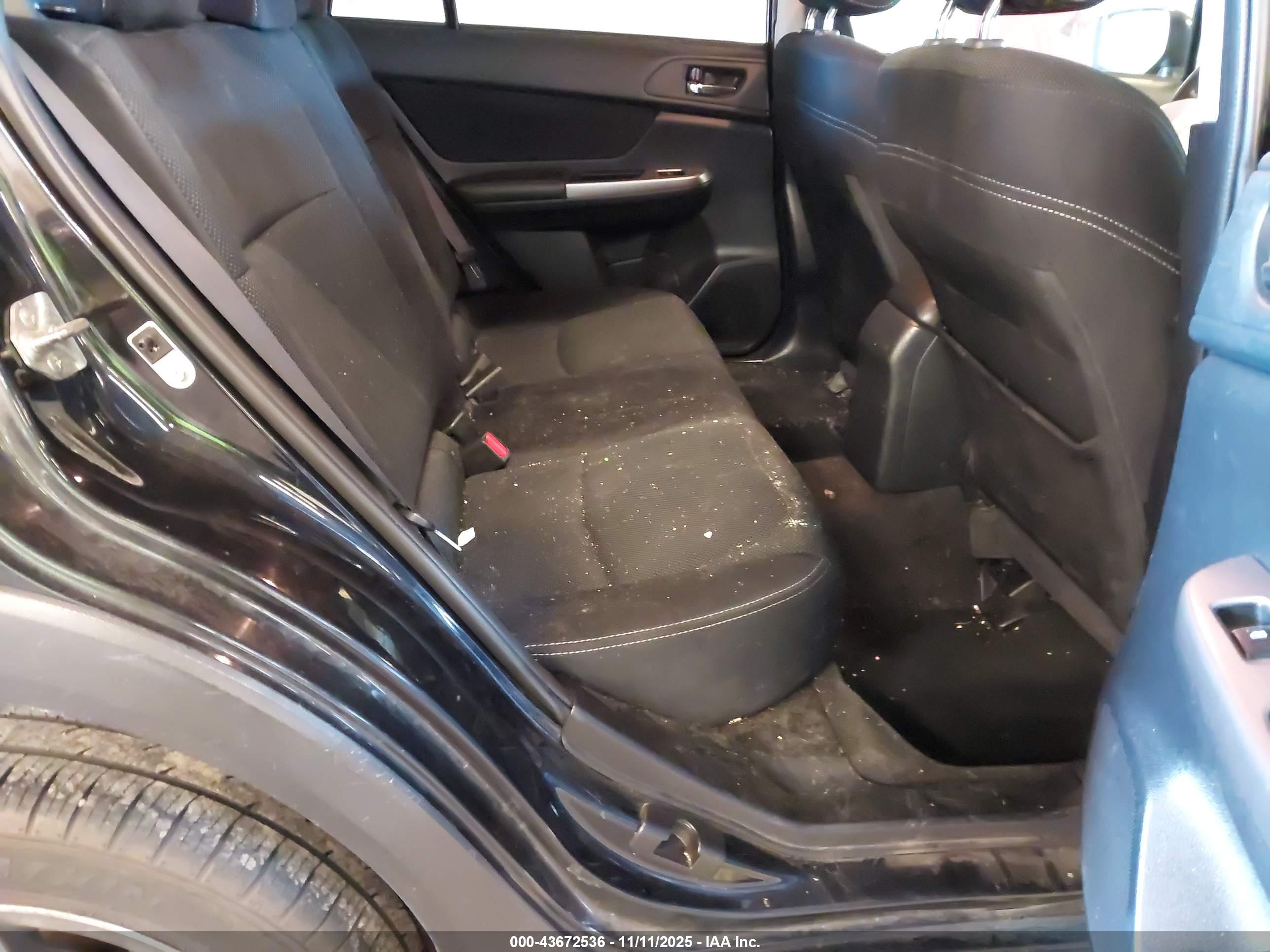 SUBARU XV image 8