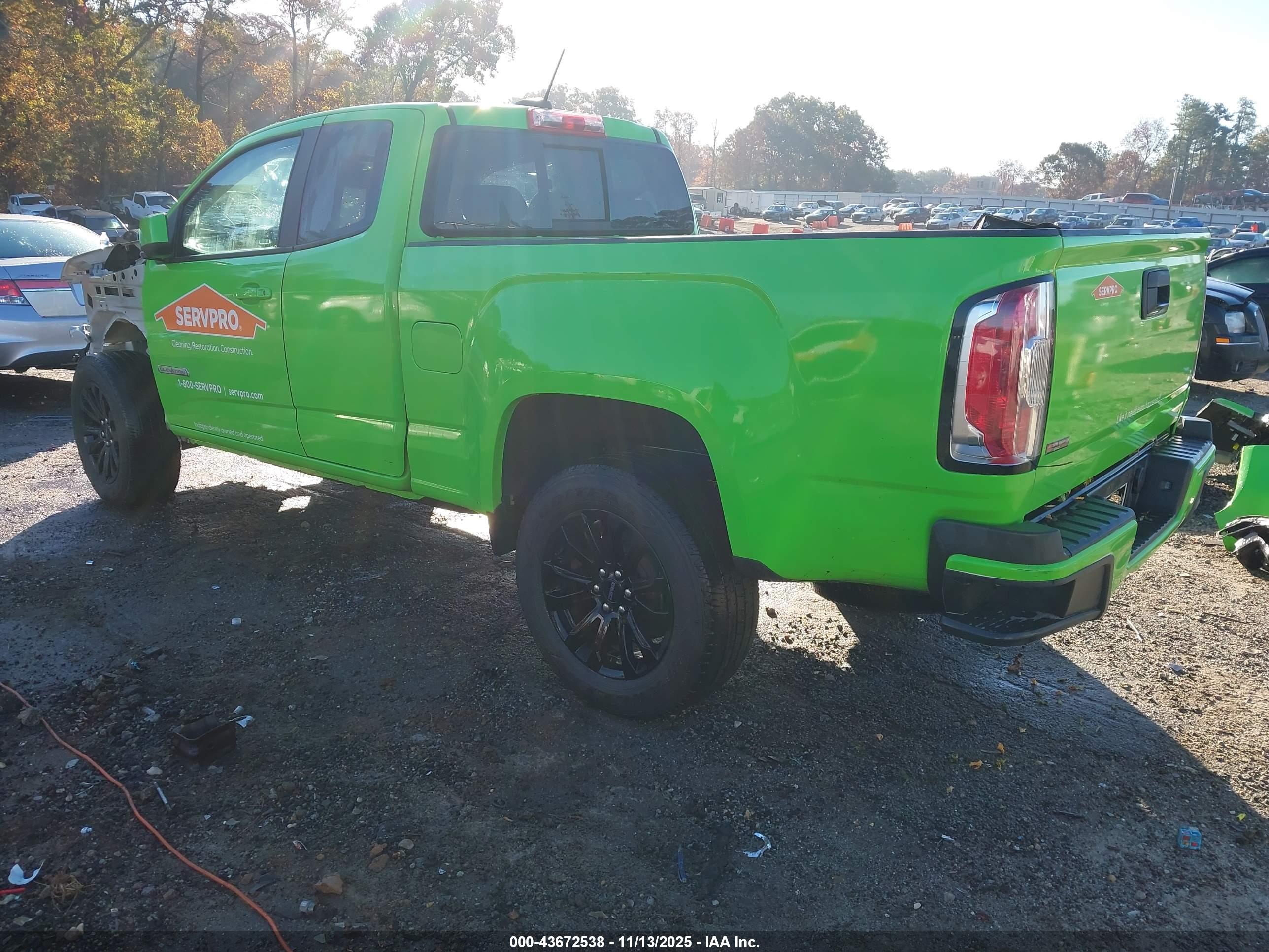GMC CANYON image 3
