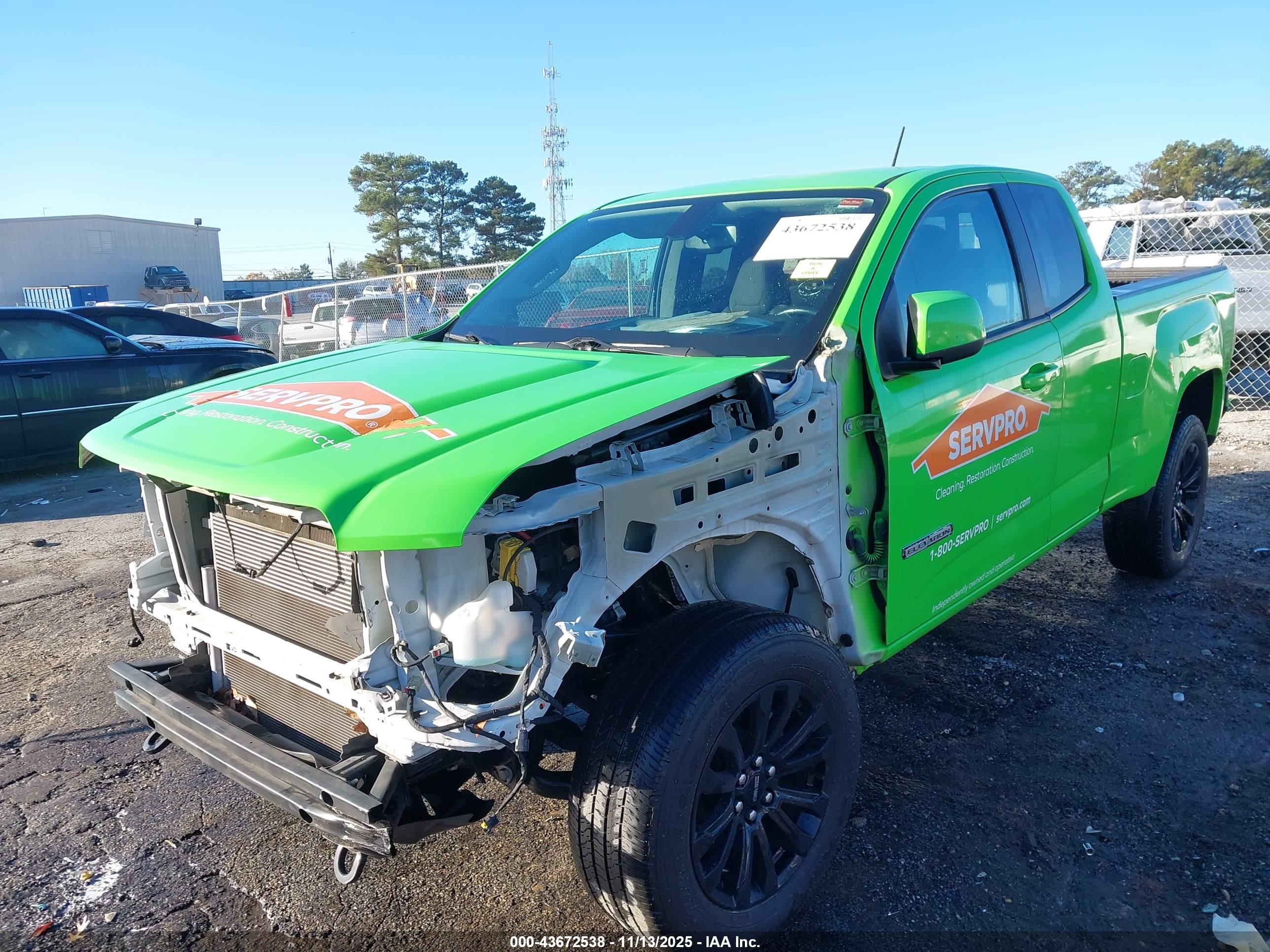 GMC CANYON image 6