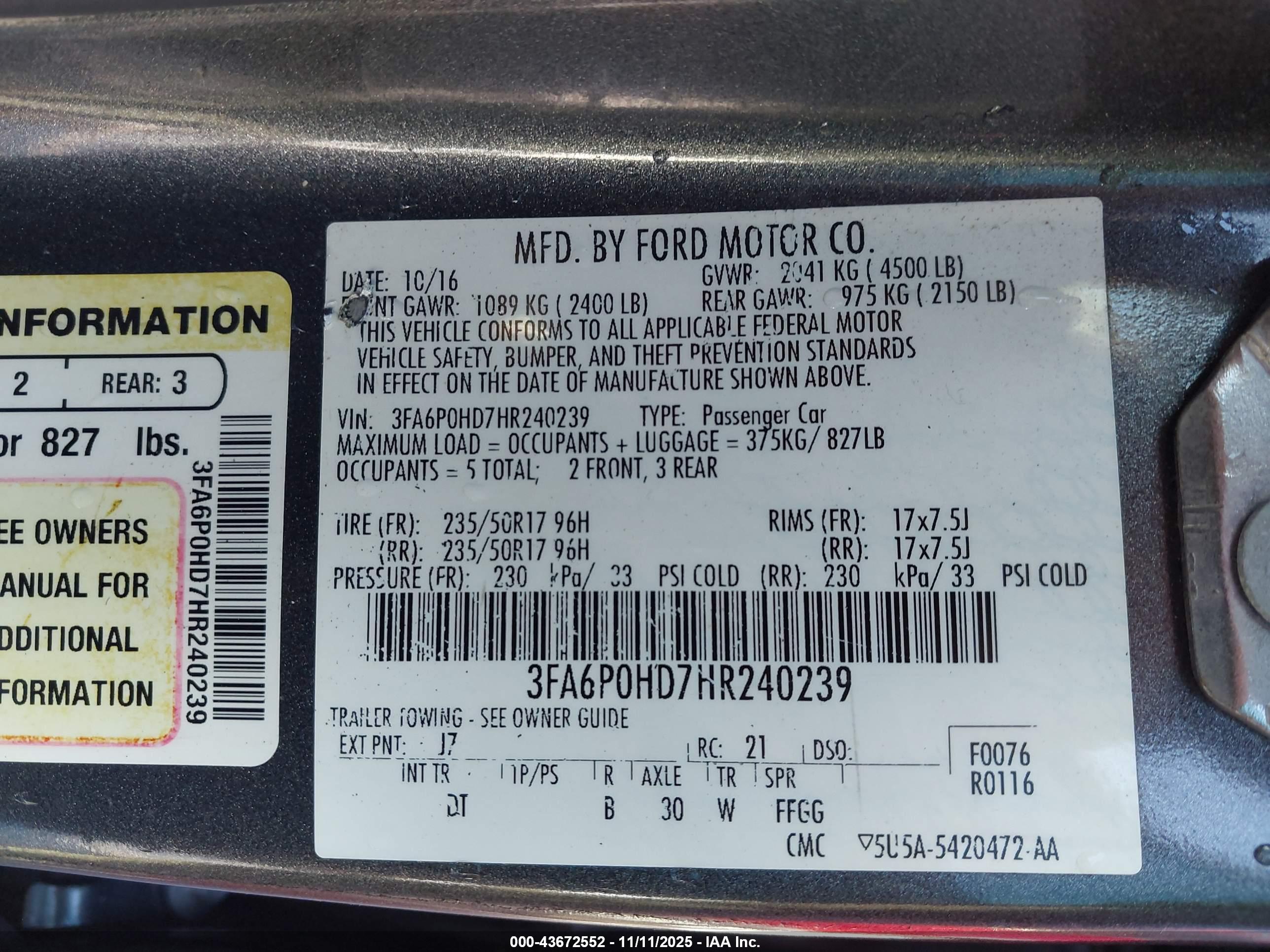 FORD FUSION image 9