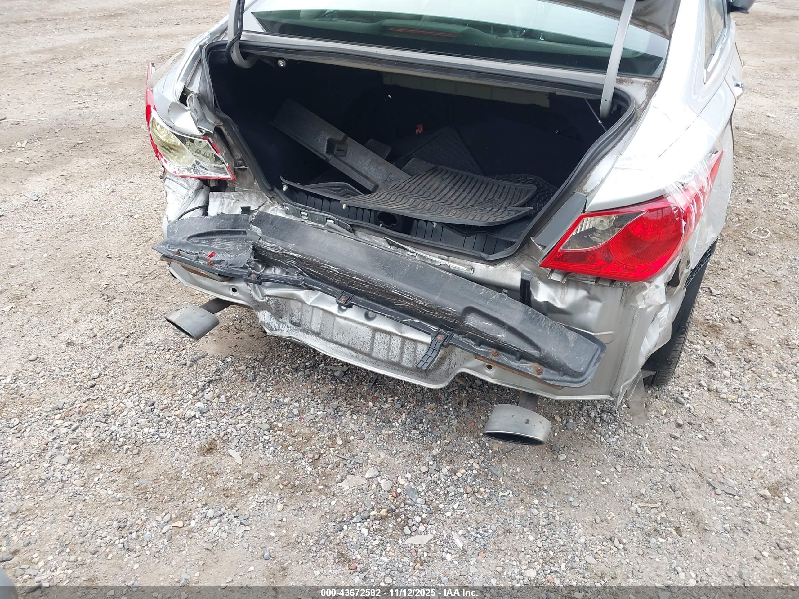 HYUNDAI SONATA image 6