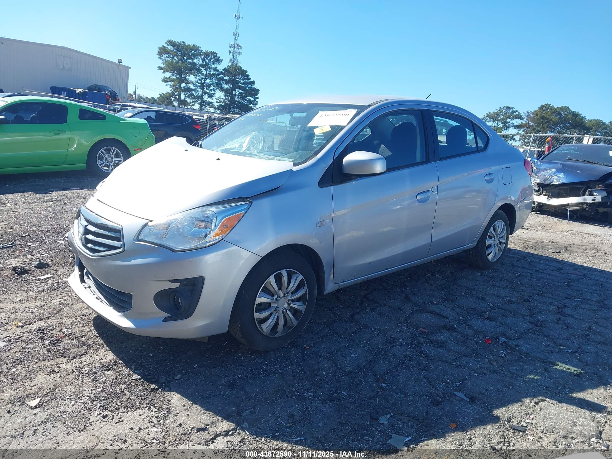 MITSUBISHI MIRAGE image 2