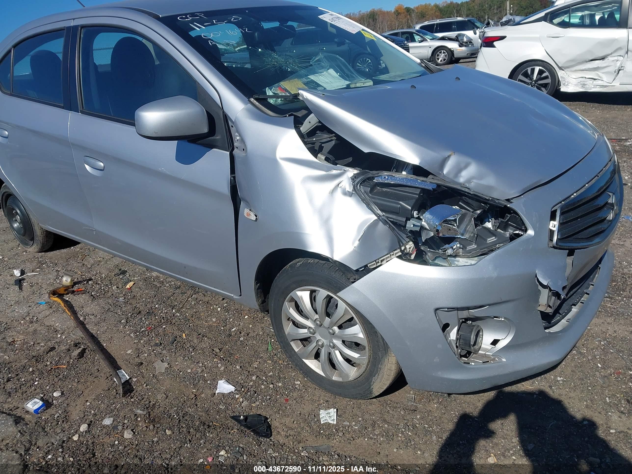 MITSUBISHI MIRAGE image 6