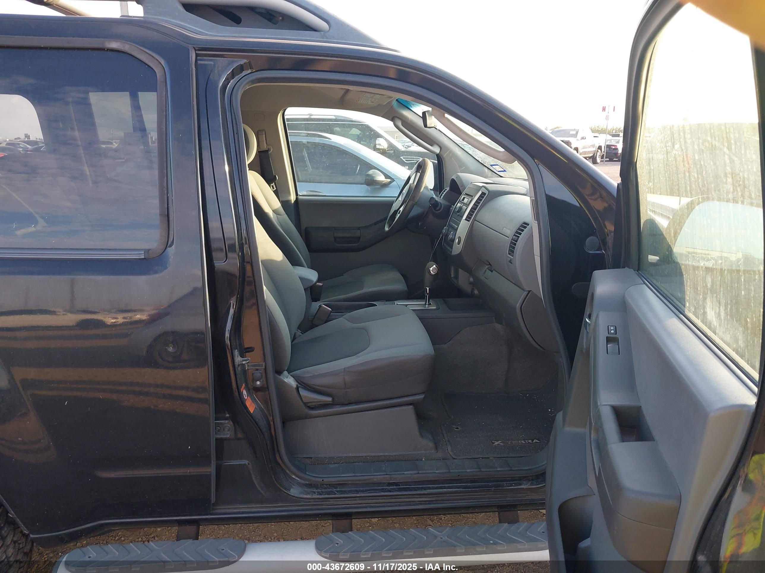 NISSAN XTERRA image 5