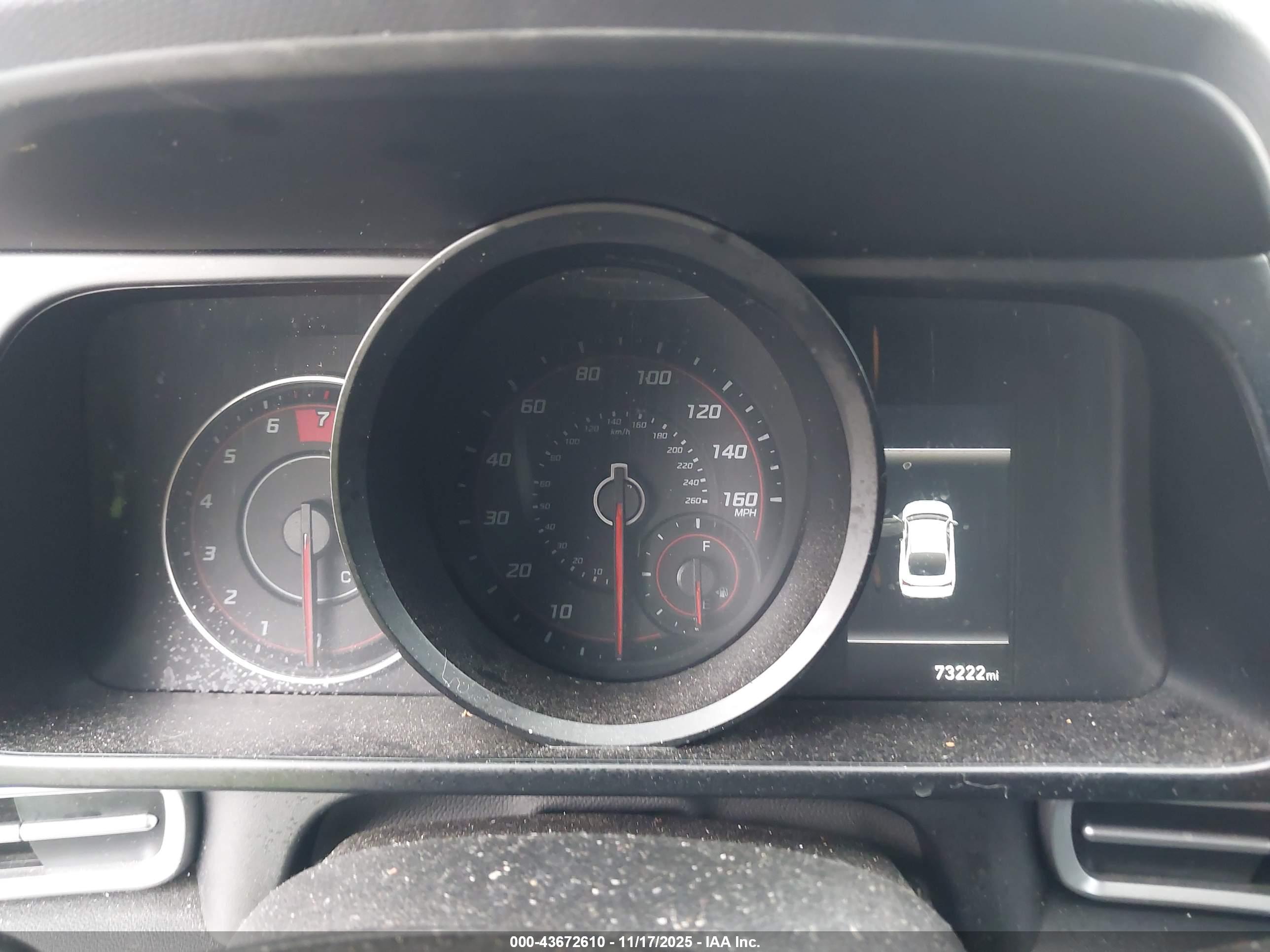 HYUNDAI ELANTRA image 7