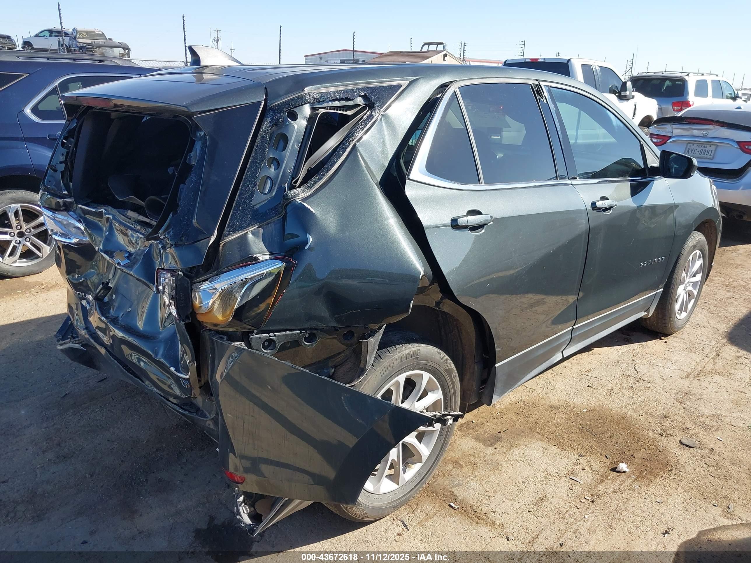 CHEVROLET EQUINOX image 4