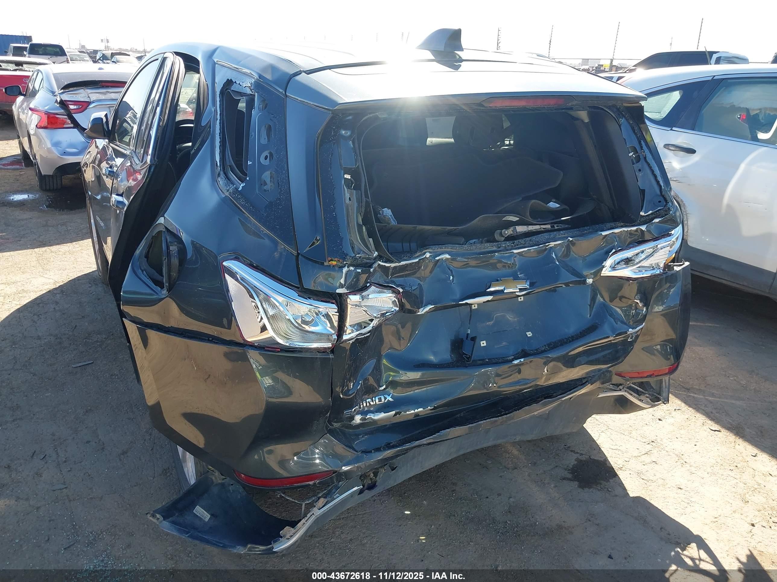 CHEVROLET EQUINOX image 6
