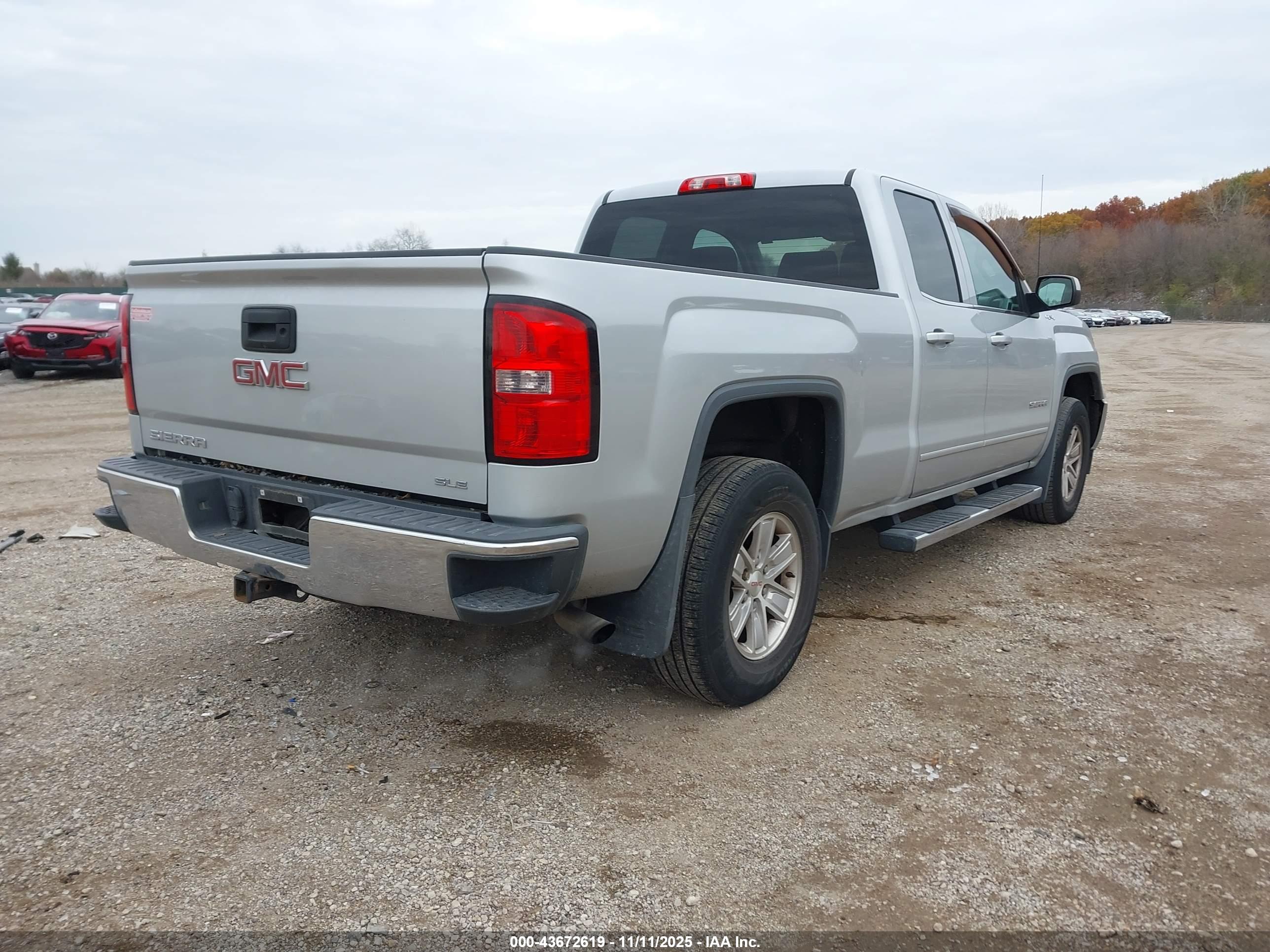 GMC SIERRA image 4