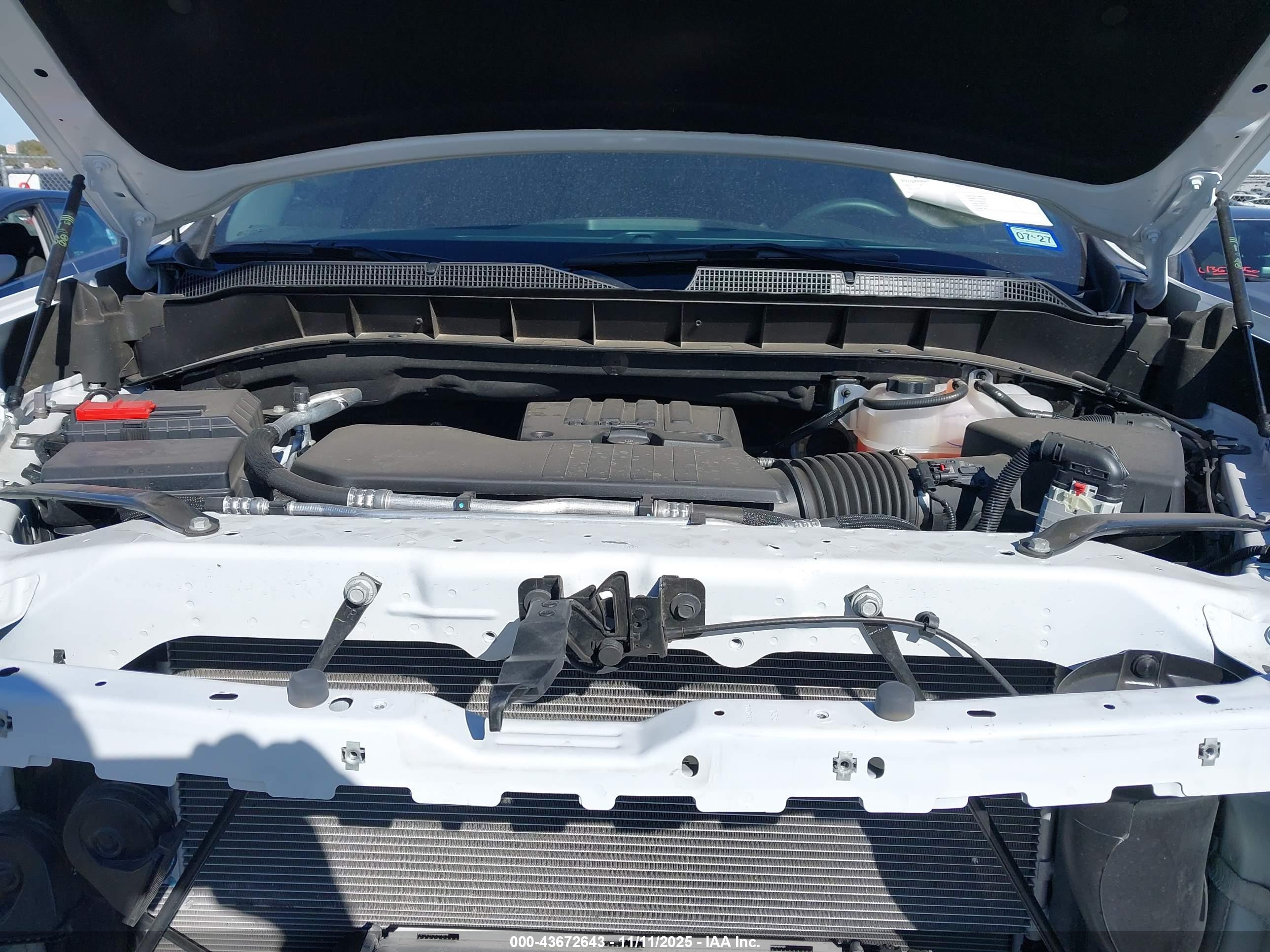 CHEVROLET SILVERADO image 10
