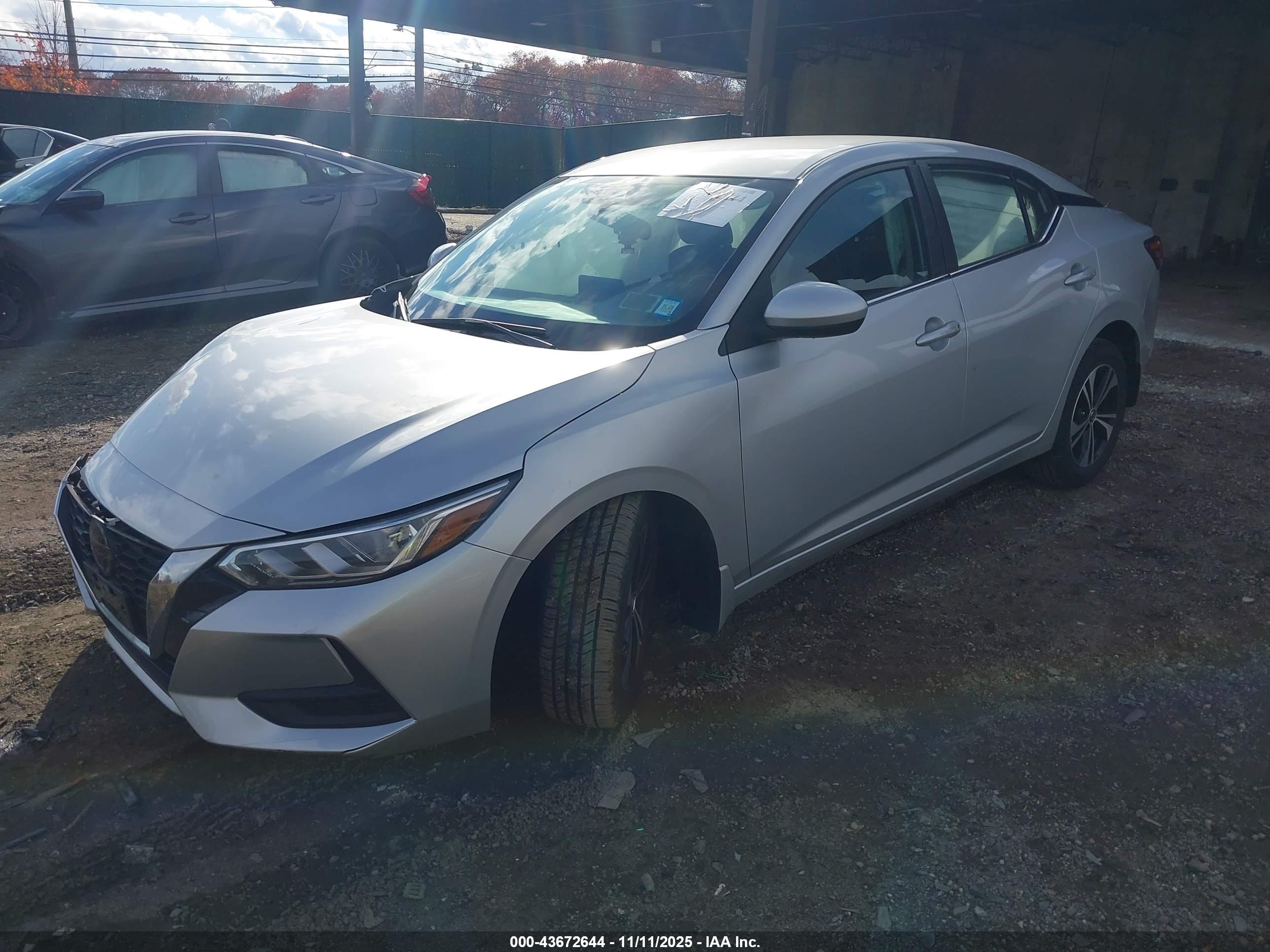 NISSAN SENTRA image 2