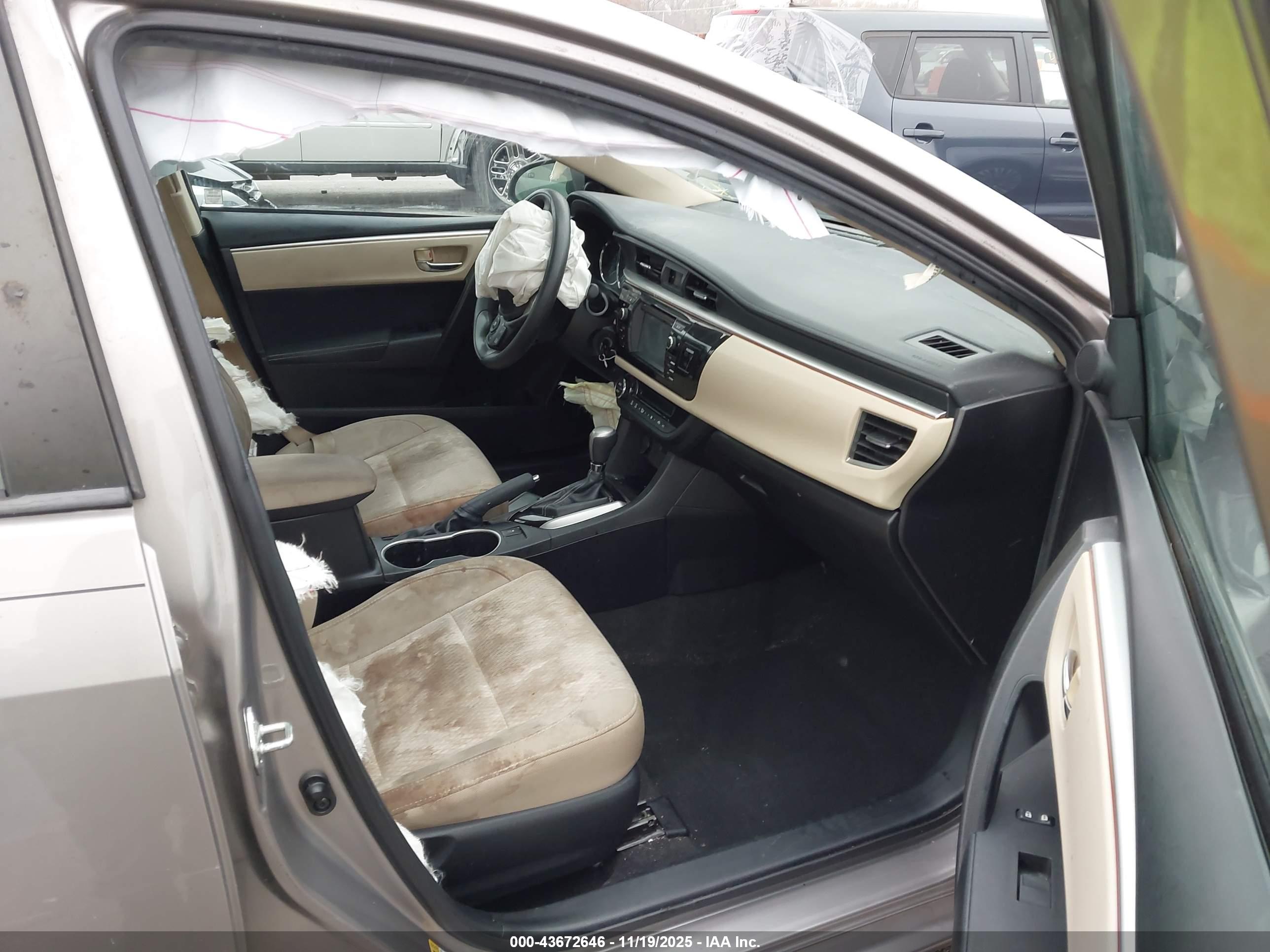 TOYOTA COROLLA image 5