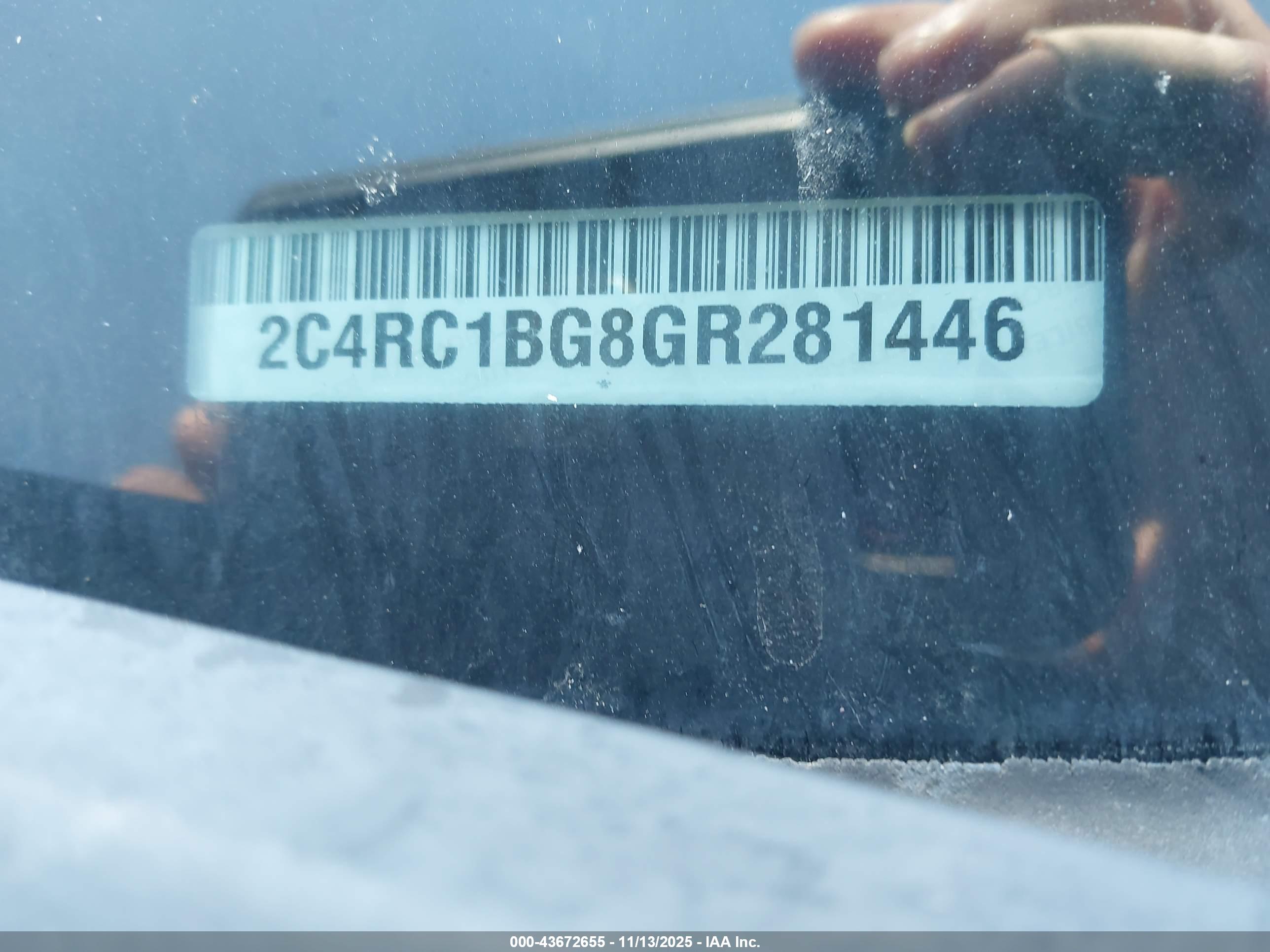 CHRYSLER TOWN image 9