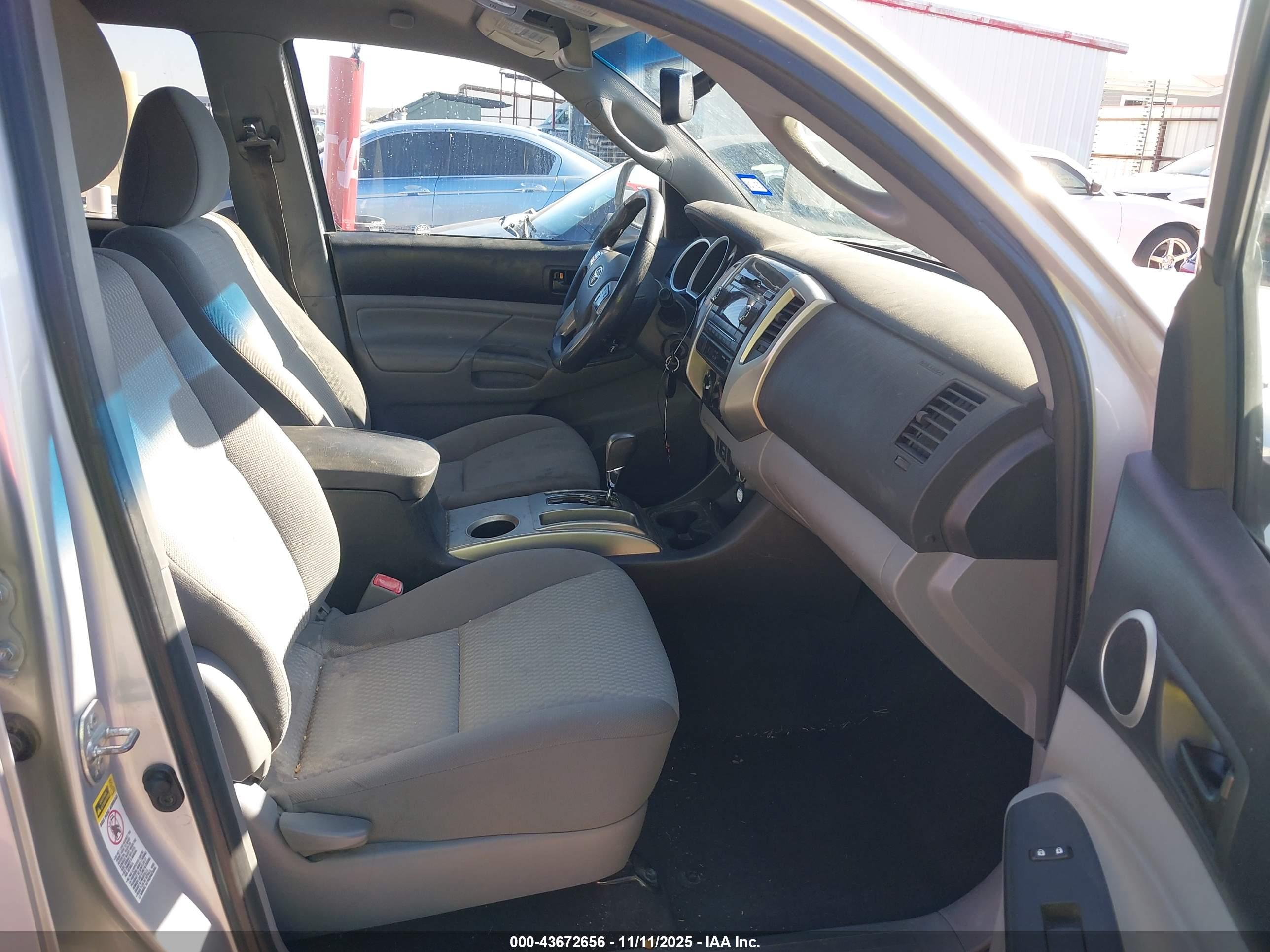 TOYOTA TACOMA image 5