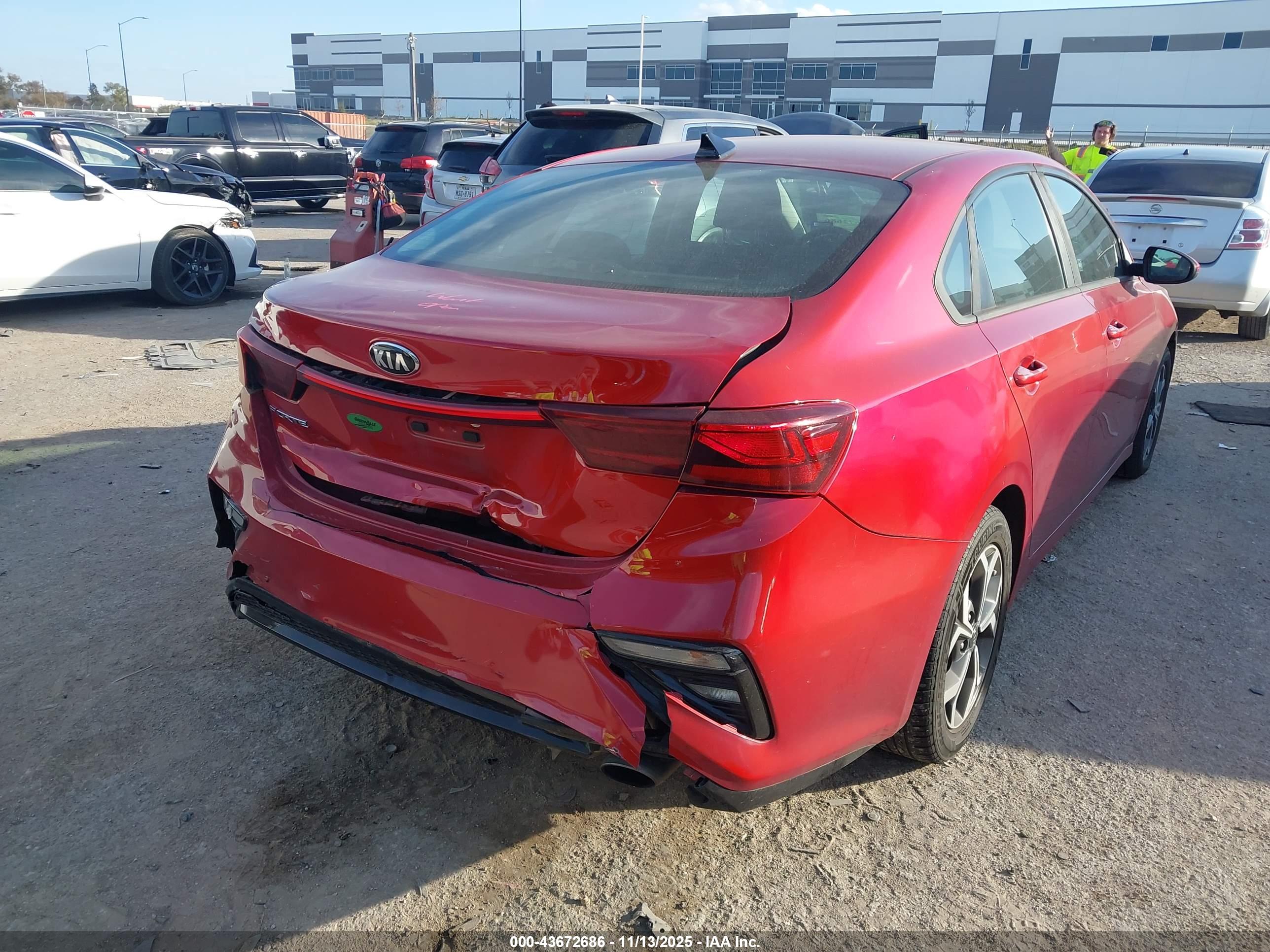 KIA FORTE image 6