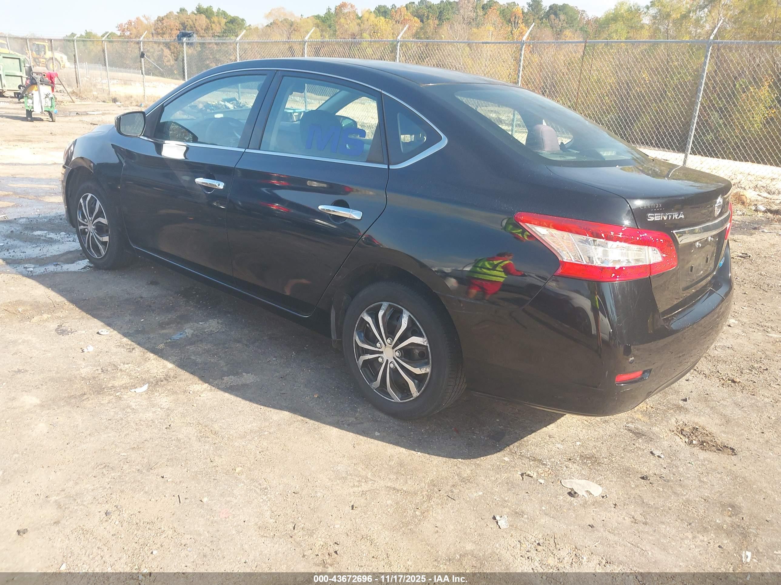 NISSAN SENTRA image 3