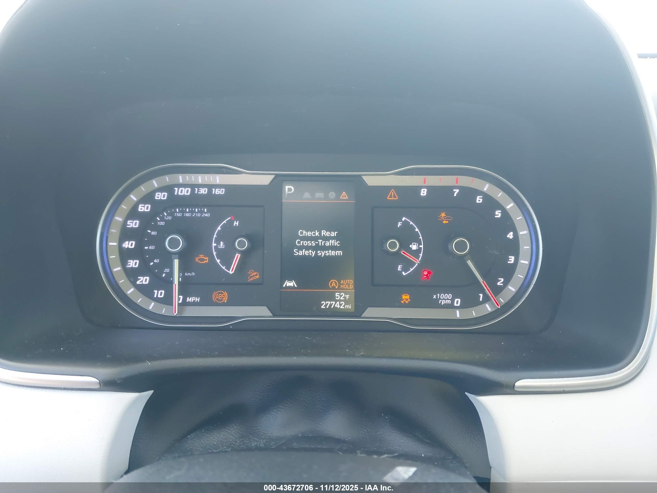 HYUNDAI TUCSON image 7