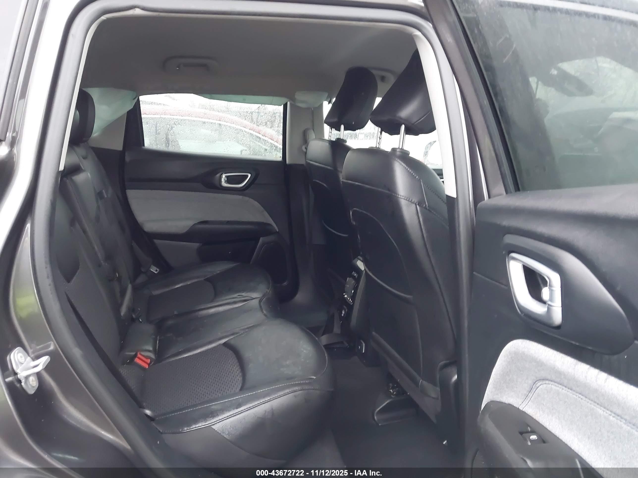 JEEP COMPASS image 8