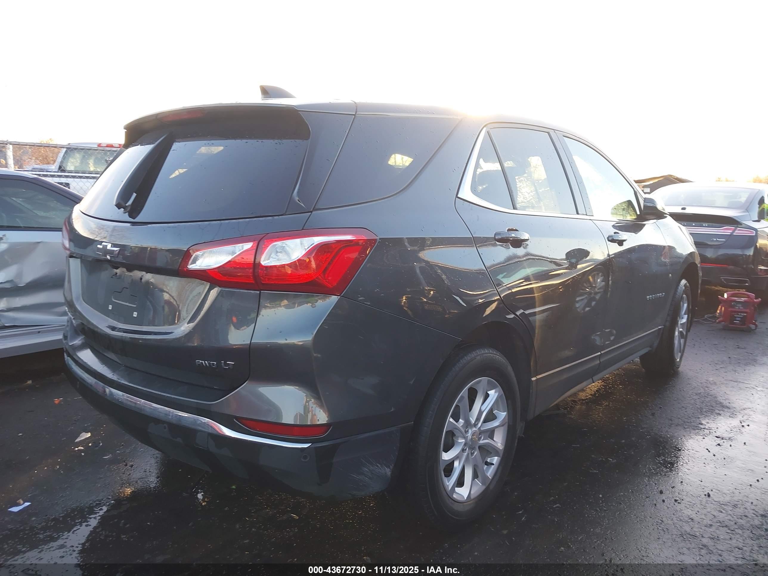 CHEVROLET EQUINOX image 4