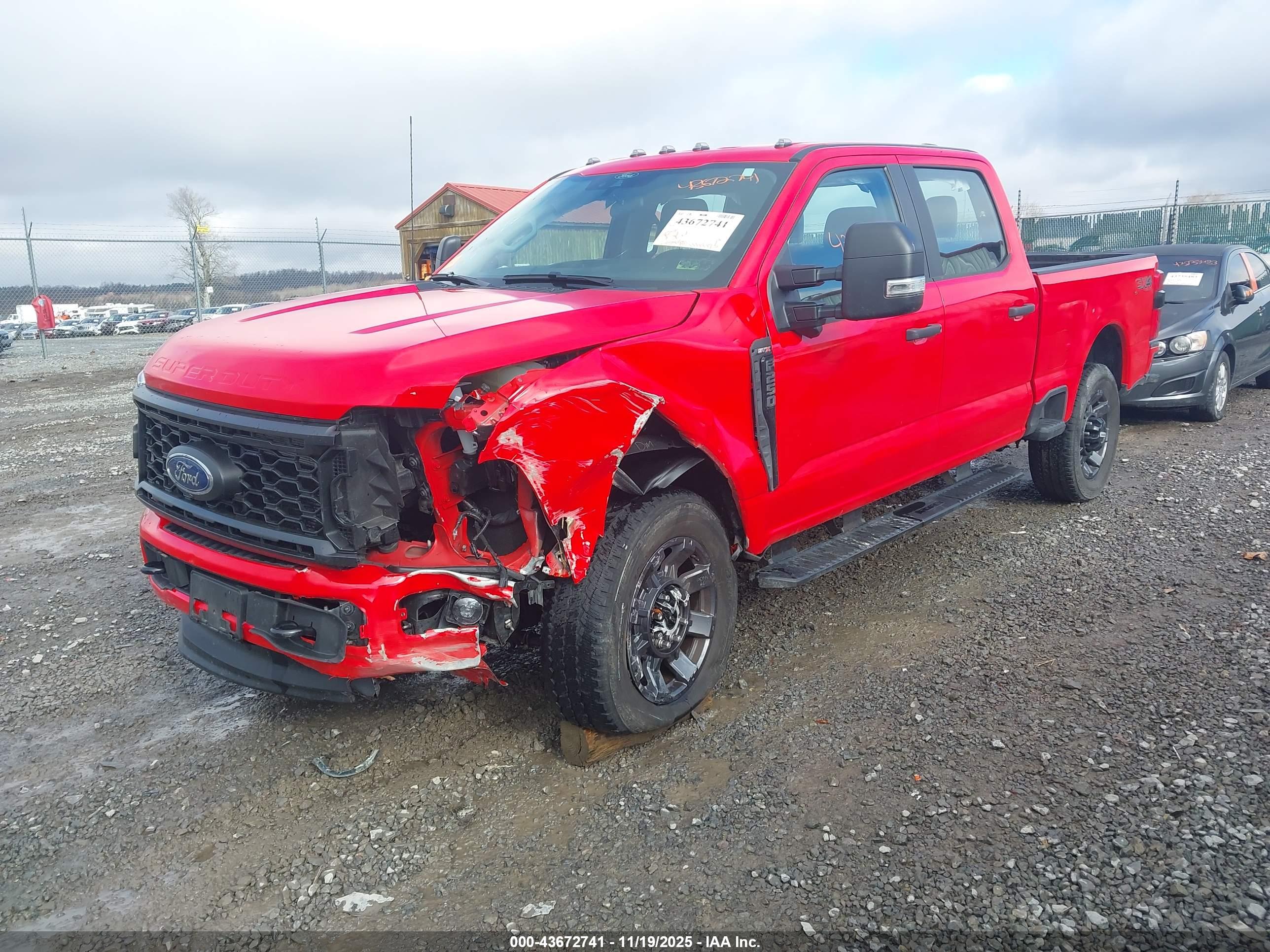 FORD F-250 image 2
