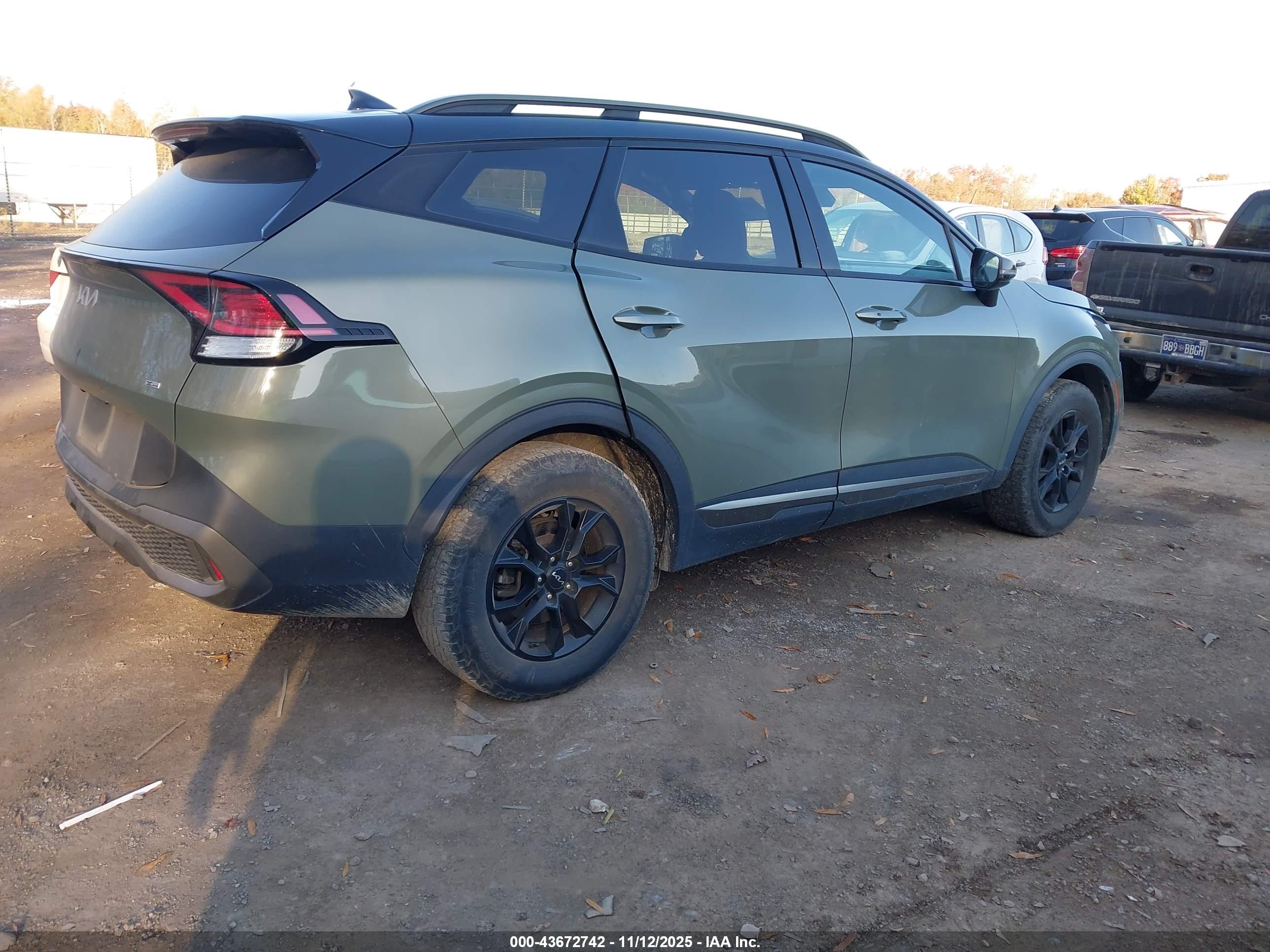 KIA SPORTAGE image 4